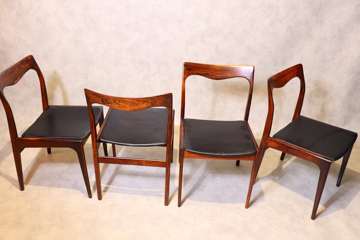Set of 4 AWA rosewood dining chairs