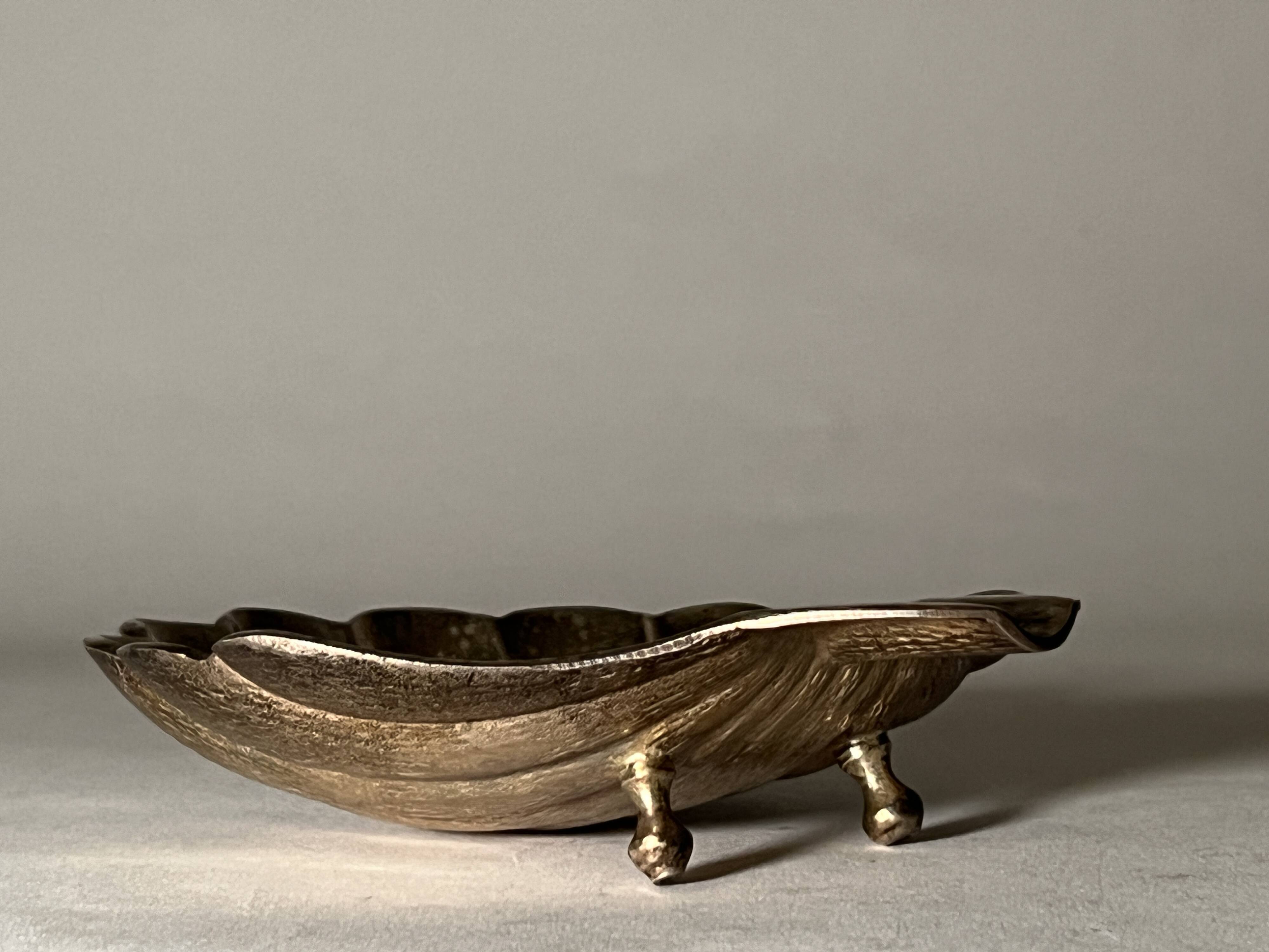 Brass pocket emptier / ashtray, France 1940