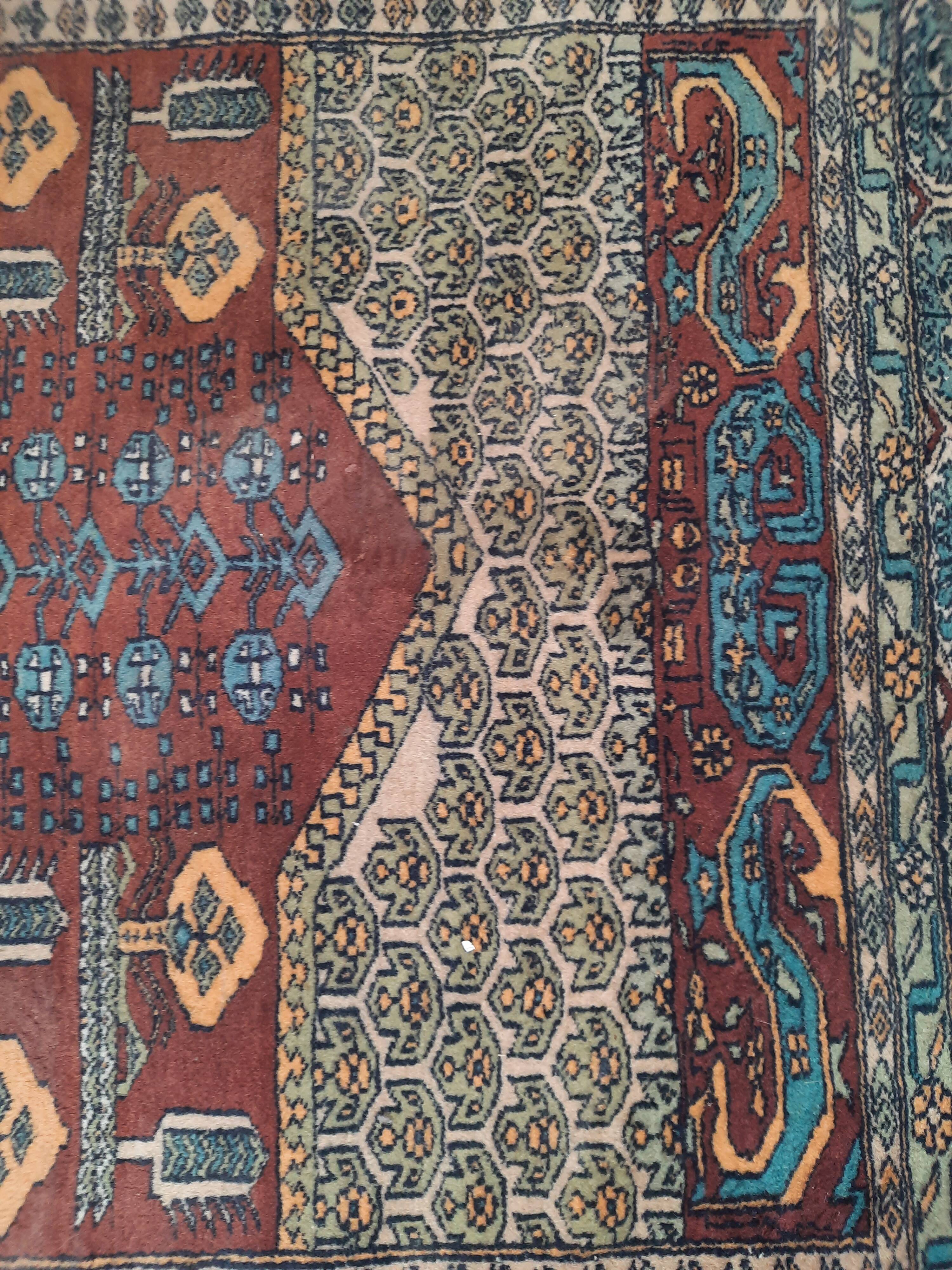 Handmade wool oriental rug