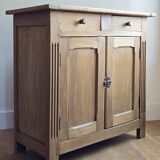Buffet parisien ou meuble de rangement ancien à 2 portes en bois massif