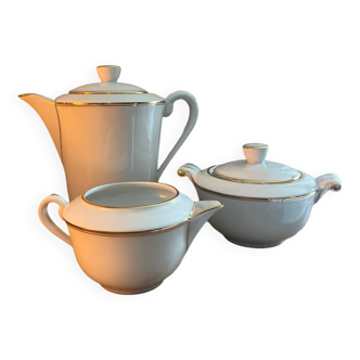 Porcelain tea set