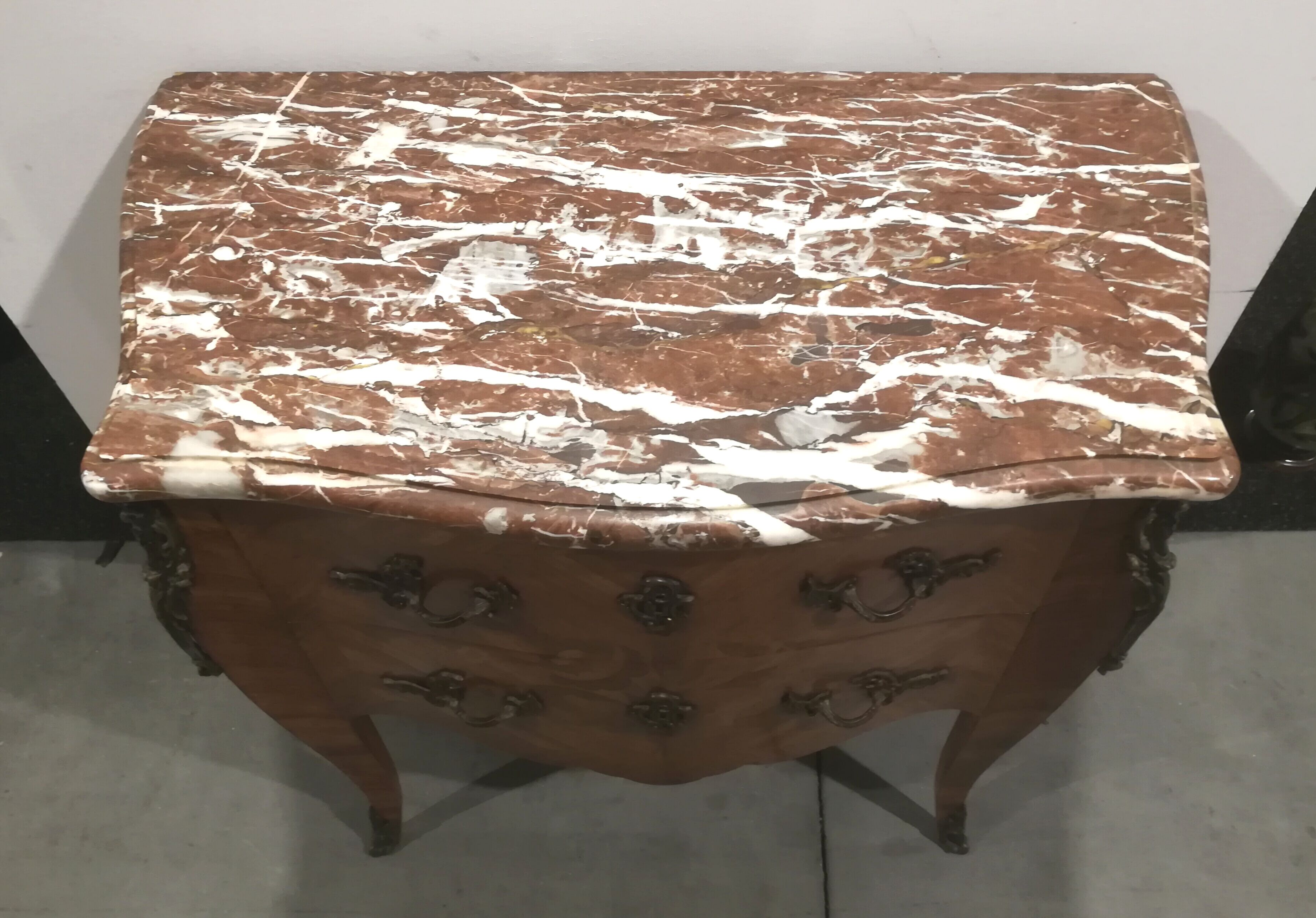 Dresser Louis XV style with marquetry