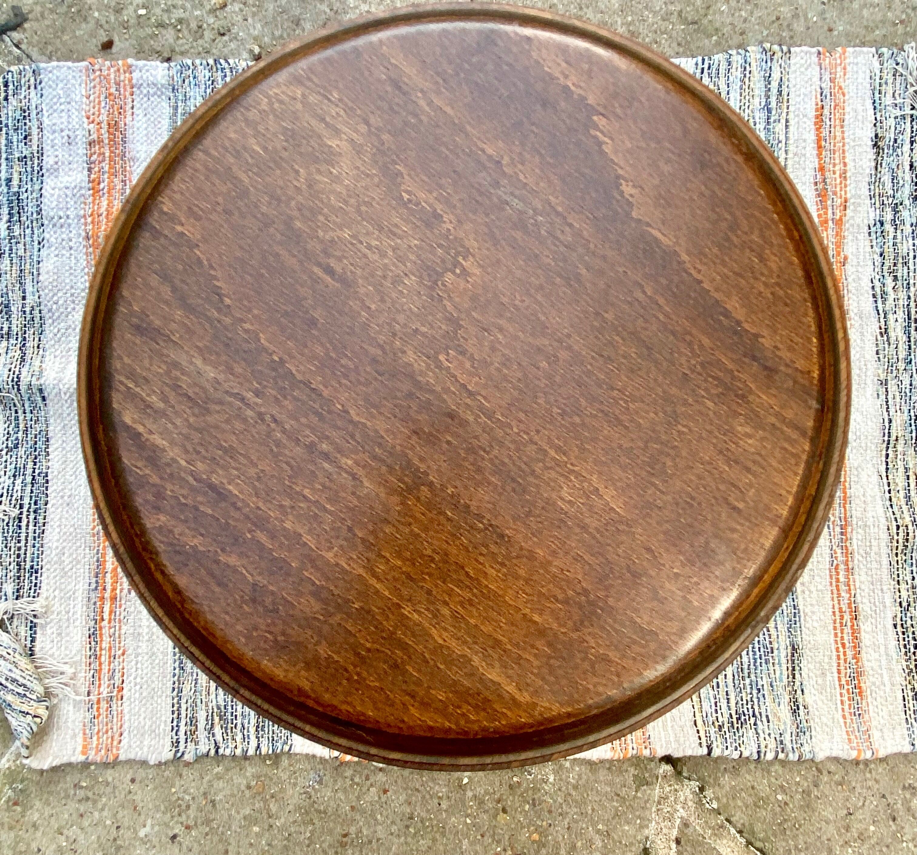 Vintage stool with turned wooden legs