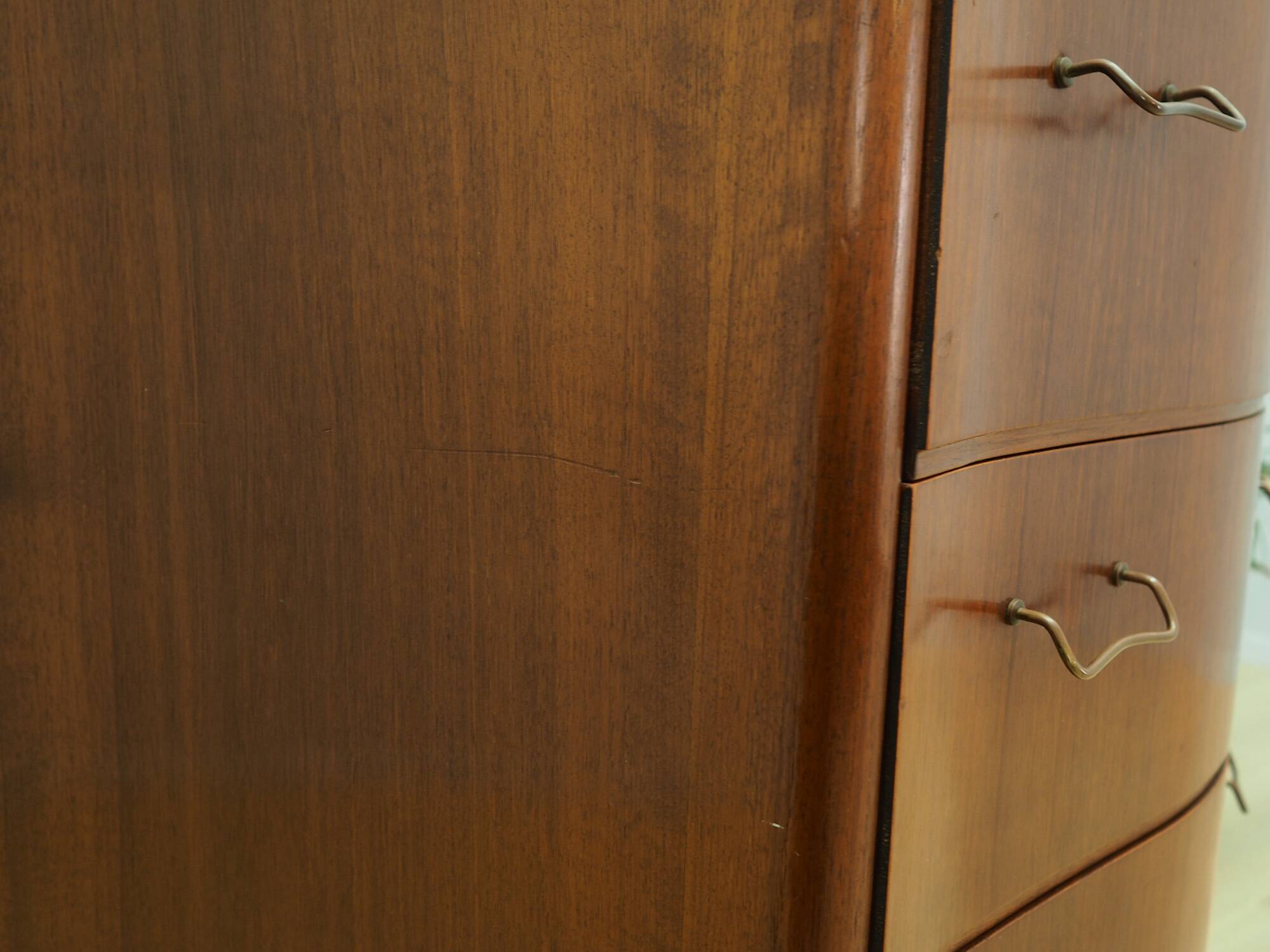 Commode en acajou, design danois, années 1960, fabricant : Øm Mobelfabr