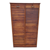 Double curtain cabinet