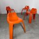 Table and 4 chairs in orange fiberglass design from the 70s Patrick Gingembre Paulus edition