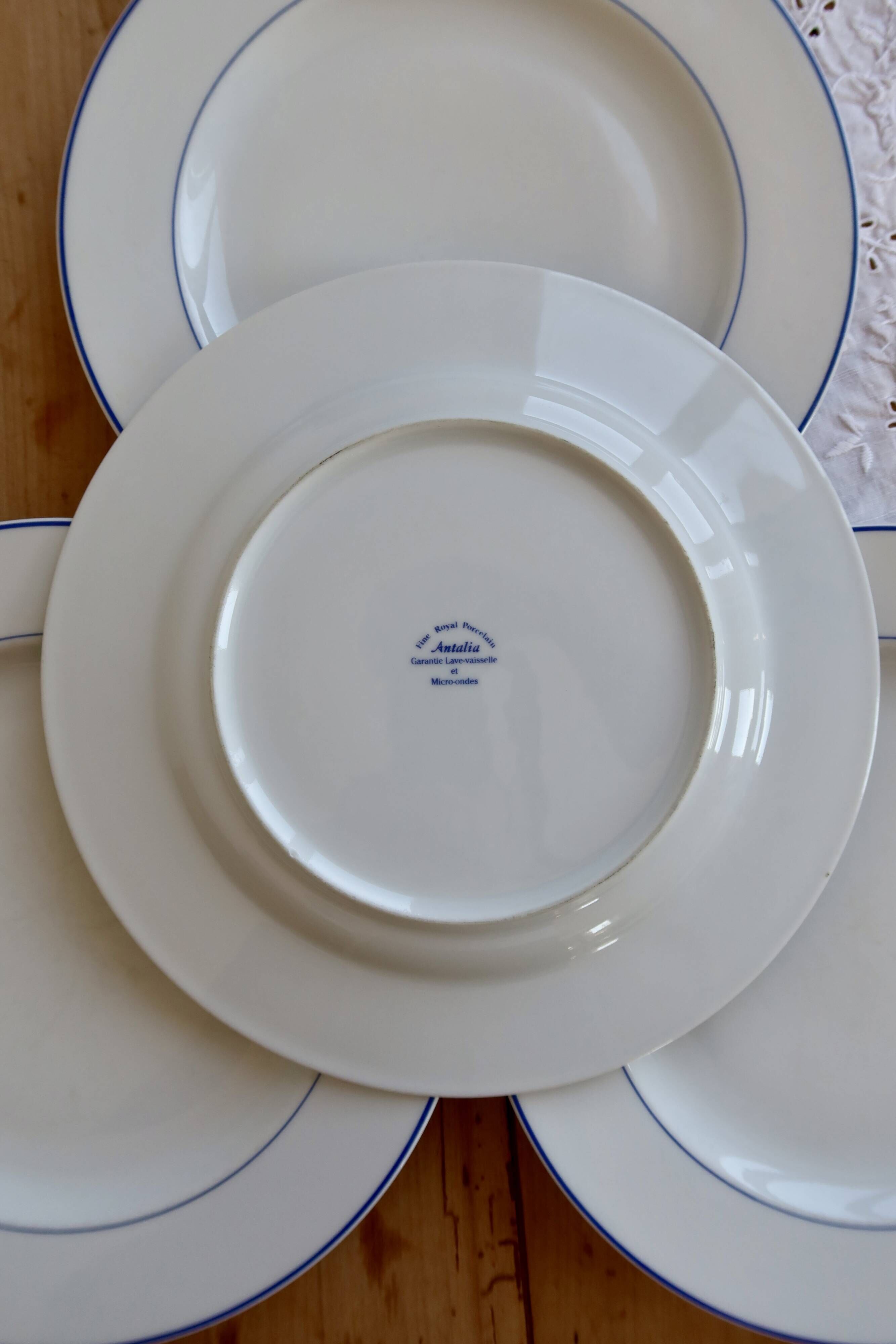 4 vintage porcelain dessert plates - Double blue borders - Bistro style
