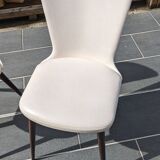 Baumann Essor model chairs