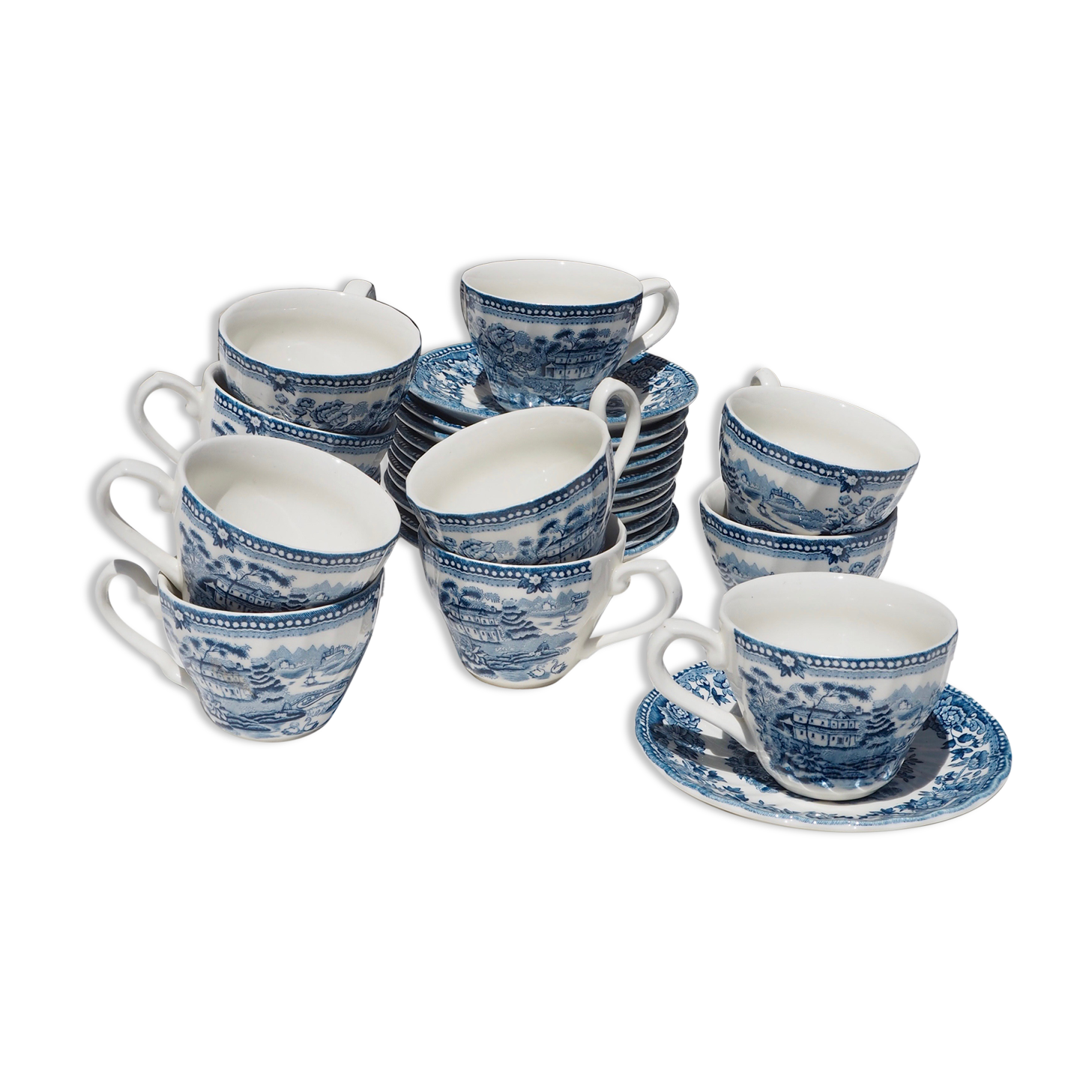 Set of 11 Churchill coffee cups with blue English patterns