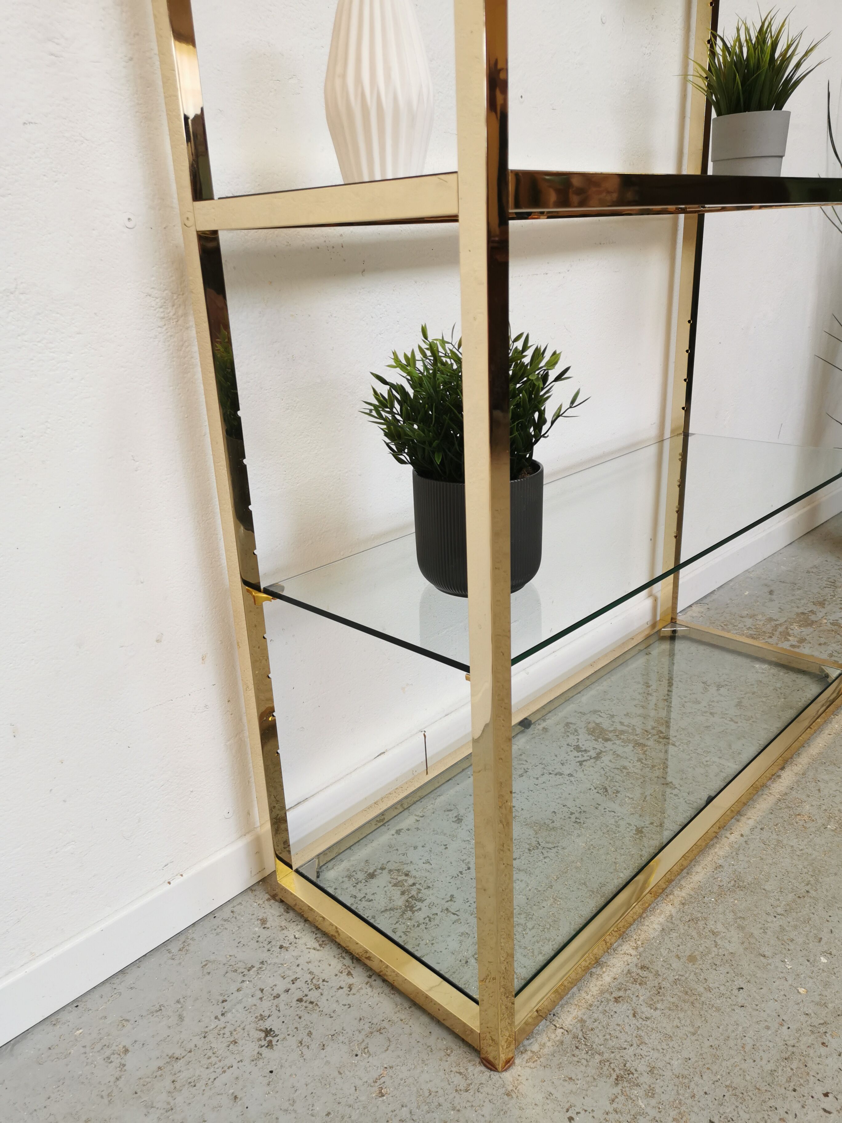 Shelf vintage brass gilded design 1970