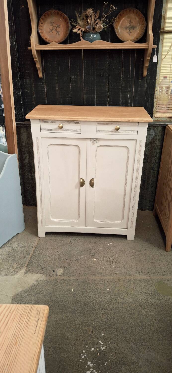 Buffet parisien vintage