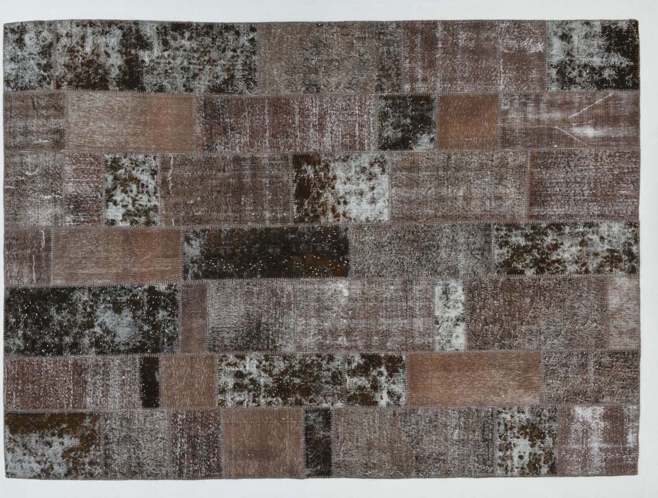 Oversize vintage patchwork rug 353x252cm