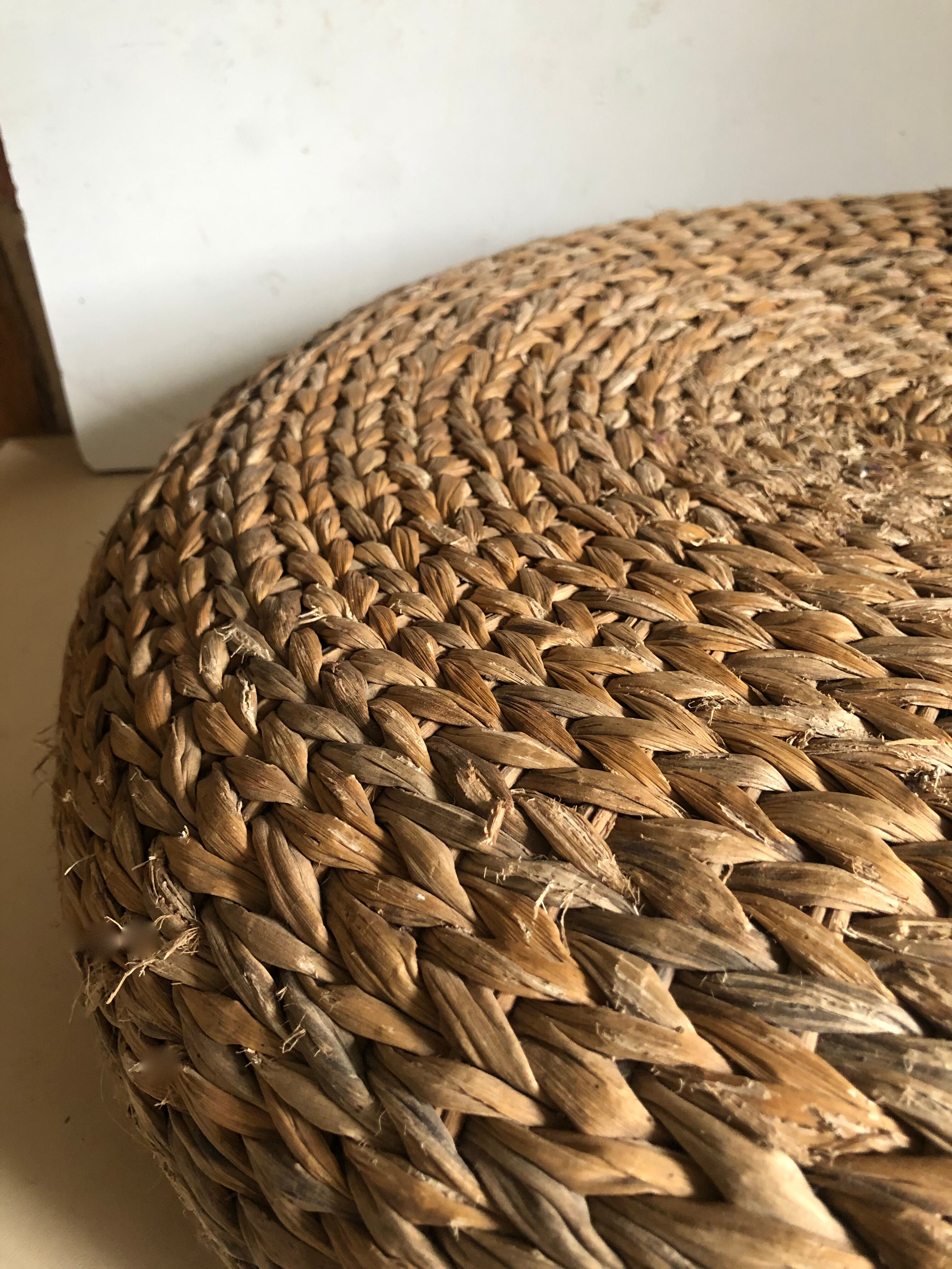 Banana fibre pouf