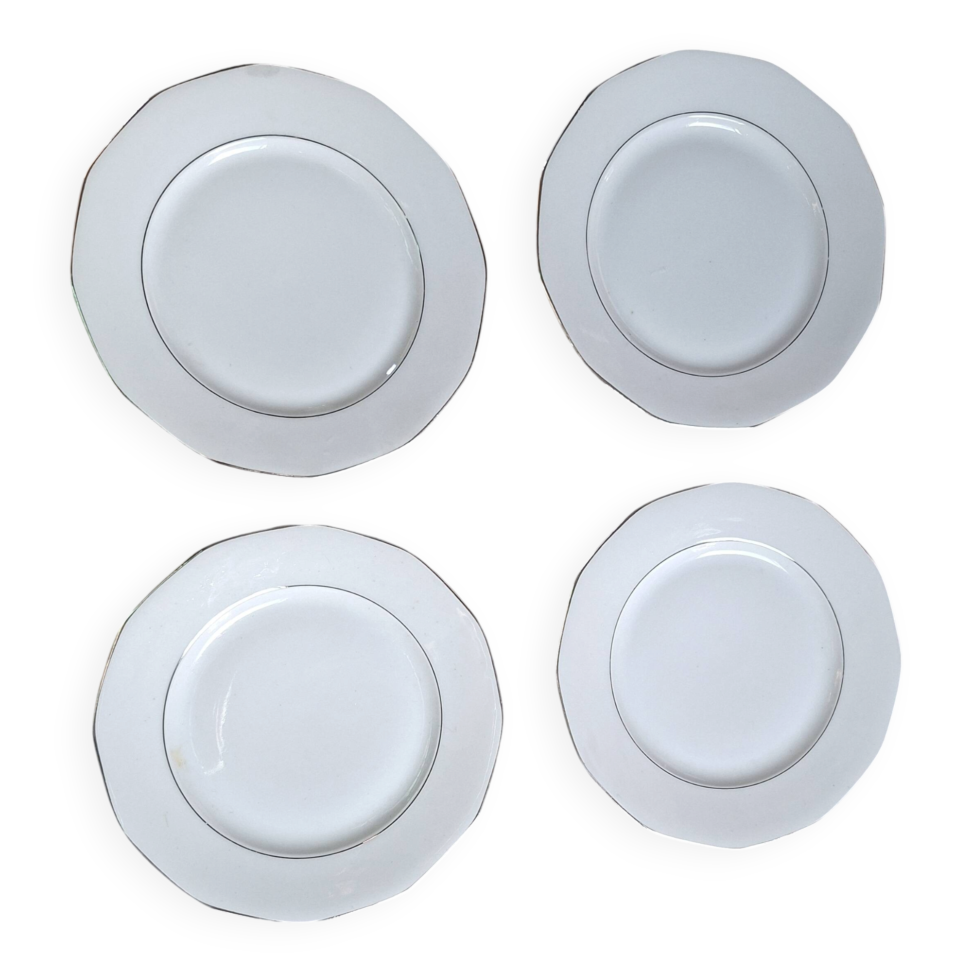 4 dessert plates