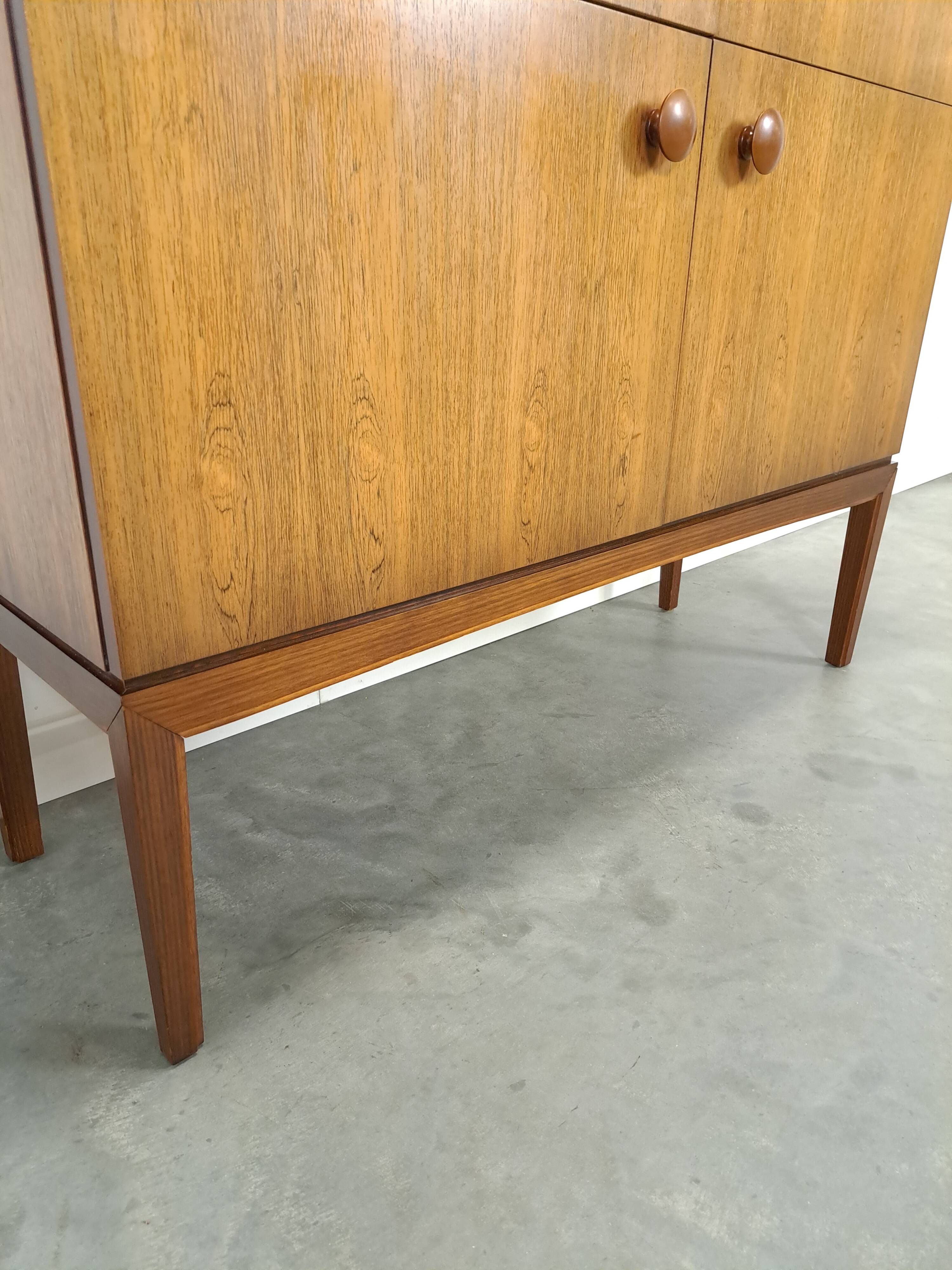 Palissander fineer Palette Möbel kast met 4 vakken en ronde grepen