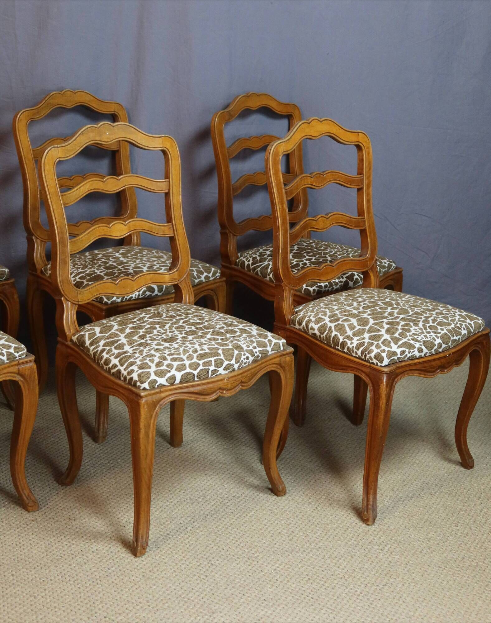 CHAIRS IN LOUIS XV STYLE