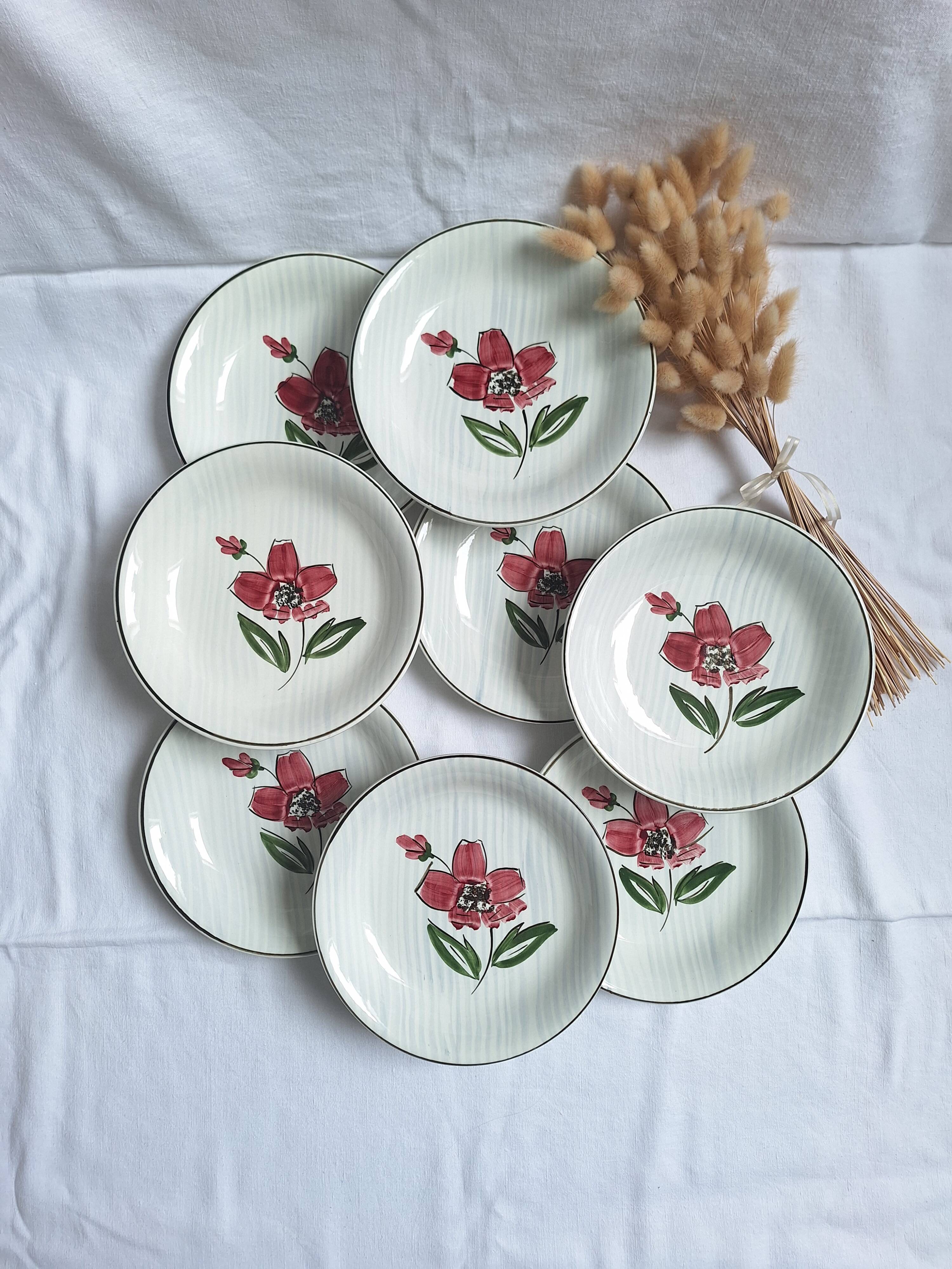 Deep plates / Salad plates with flower design, Sarreguemines model Emilie