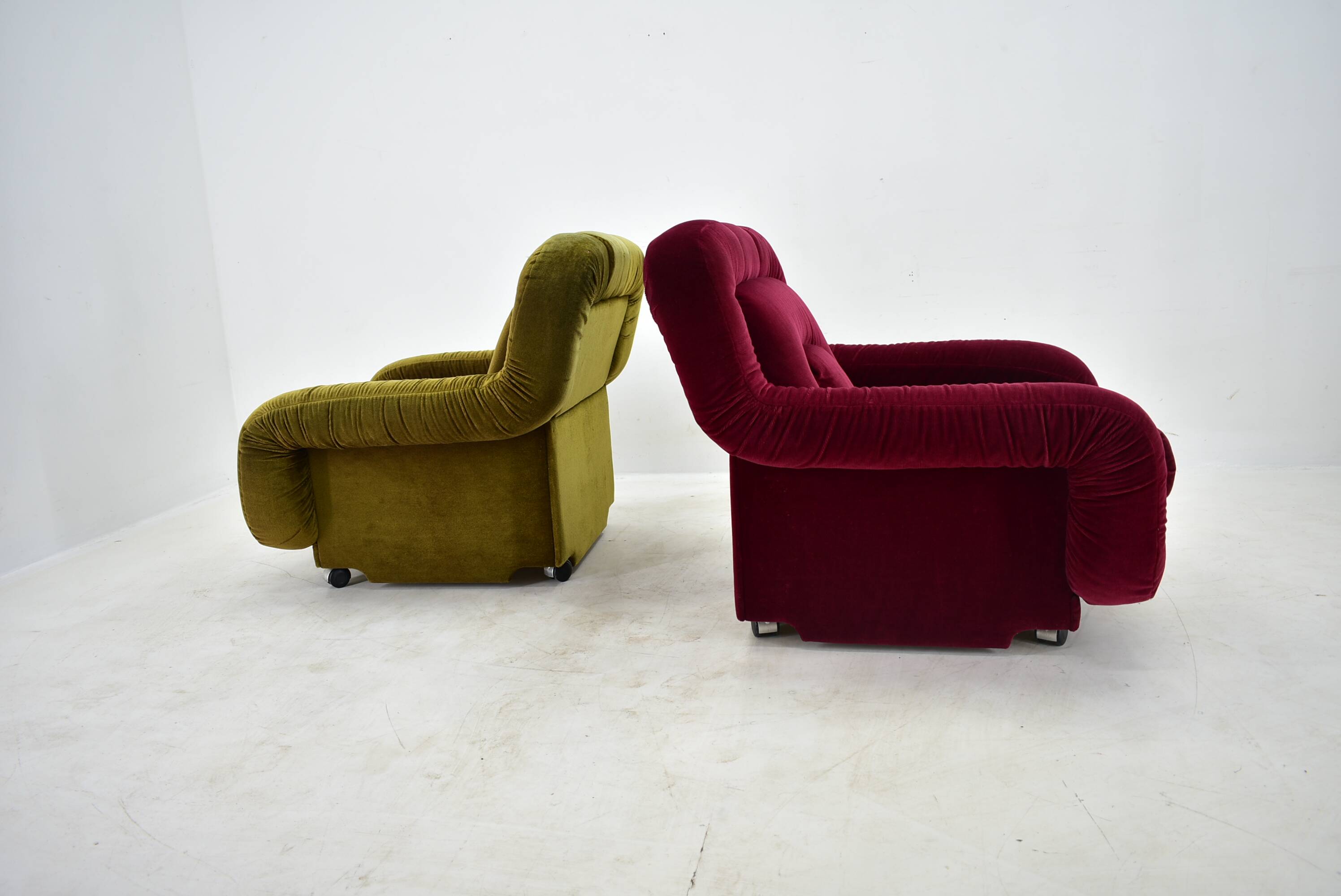 Pair of rare mid-century lounge armchairs, Italy, 1970s