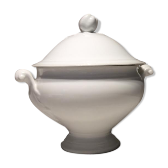 Soupière en porcelaine blanche