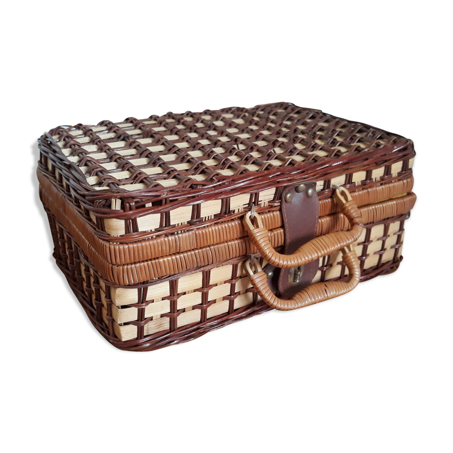 Wicker rattan suitcase