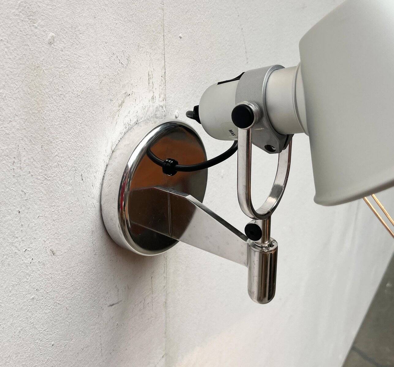 Tolomeo wall lights Faretto Italian by Michele De Lucchi and Giancarlo Fassina for Artemide, set of 2