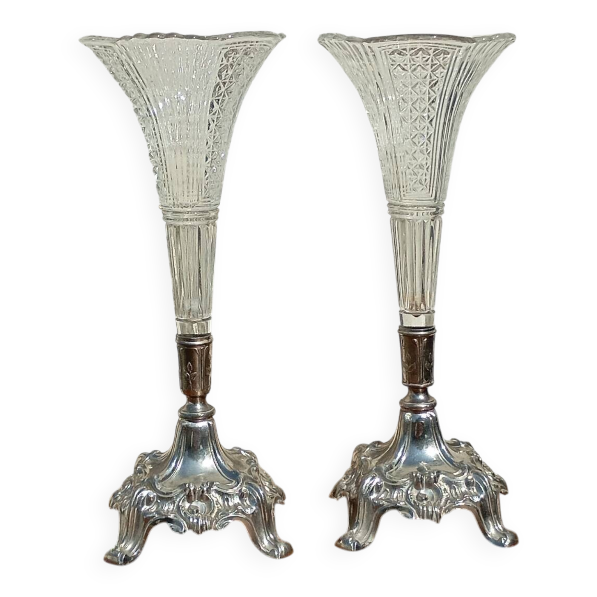 Pair of engraved tulip vases soliflor in silver metal in glass of 32
