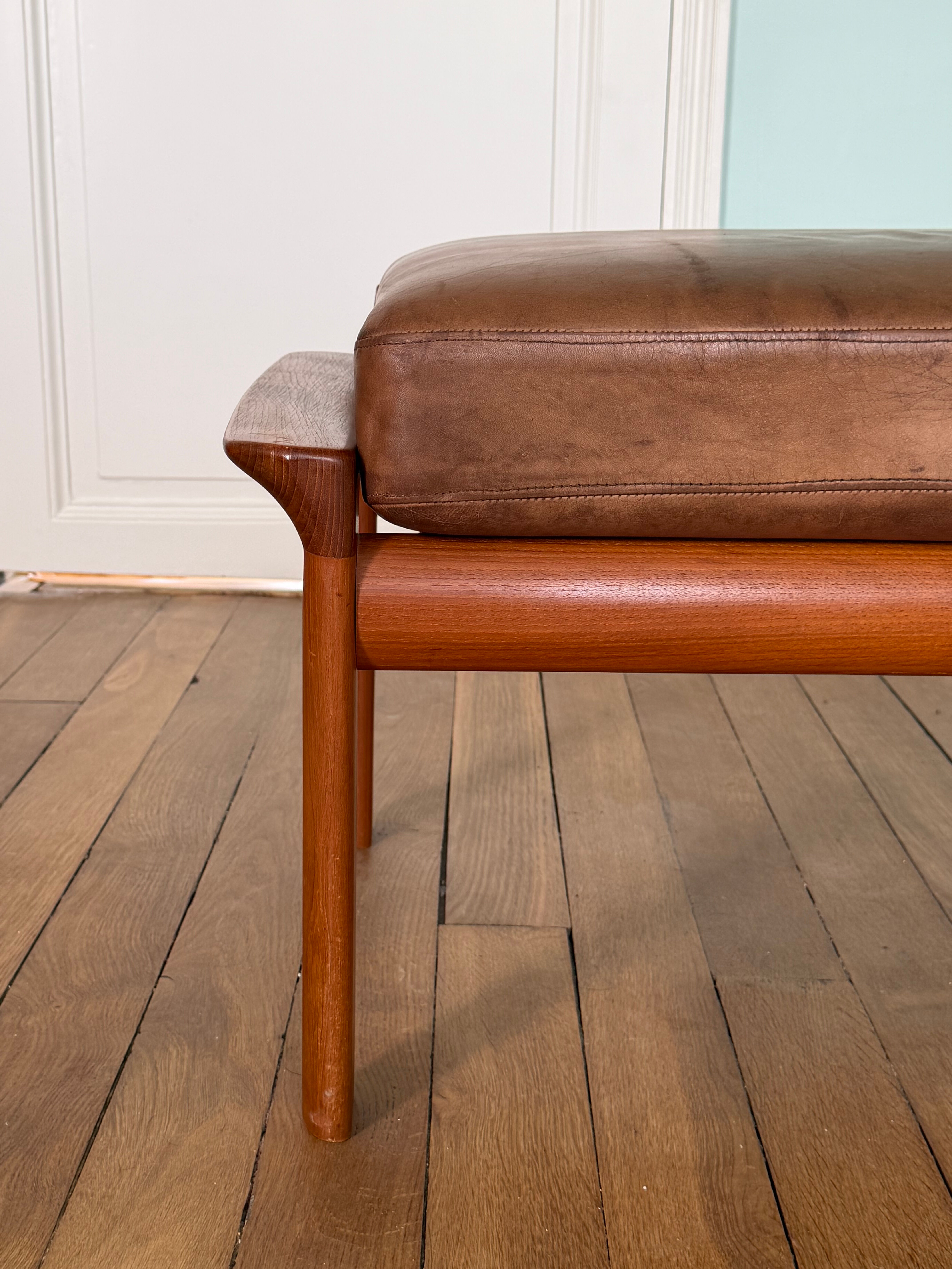 Ottoman tabouret teck et cuir scandinave vintage