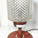 Par les lampes de table. Espagne, années 1970.