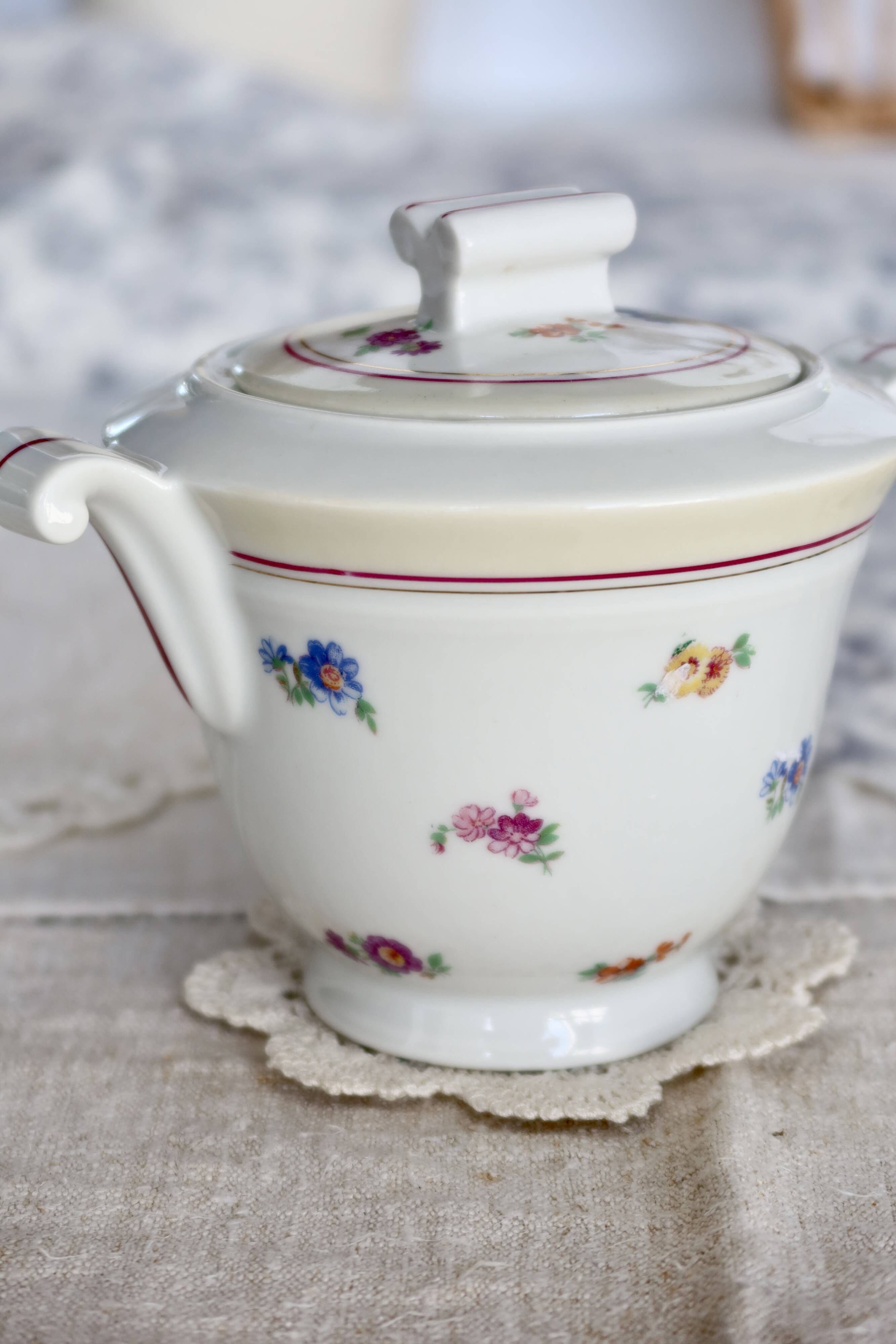 Vintage white porcelain sugar bowl with double handles - Floral decoration