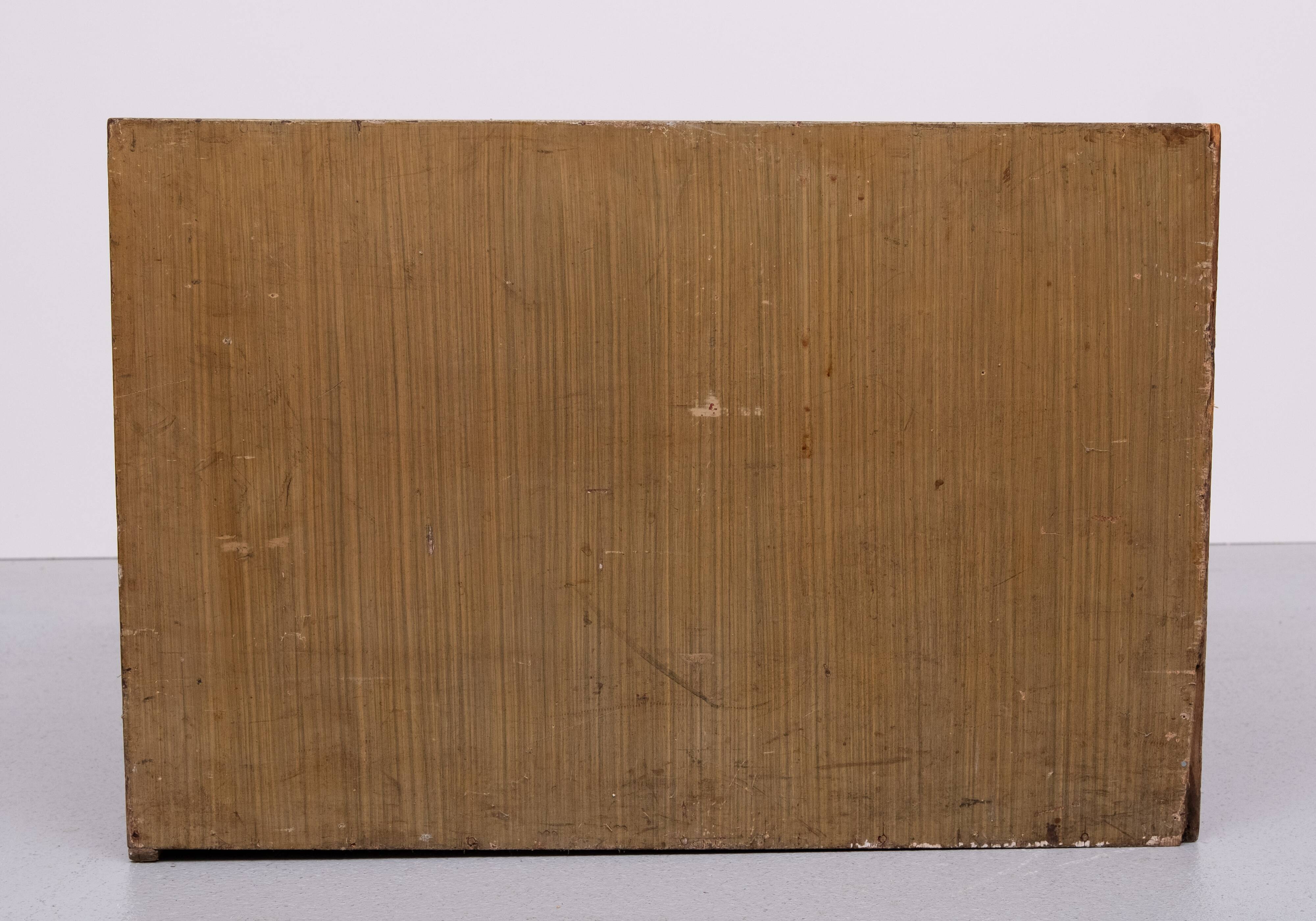Commode homme avec tiroirs du XIXe siècle