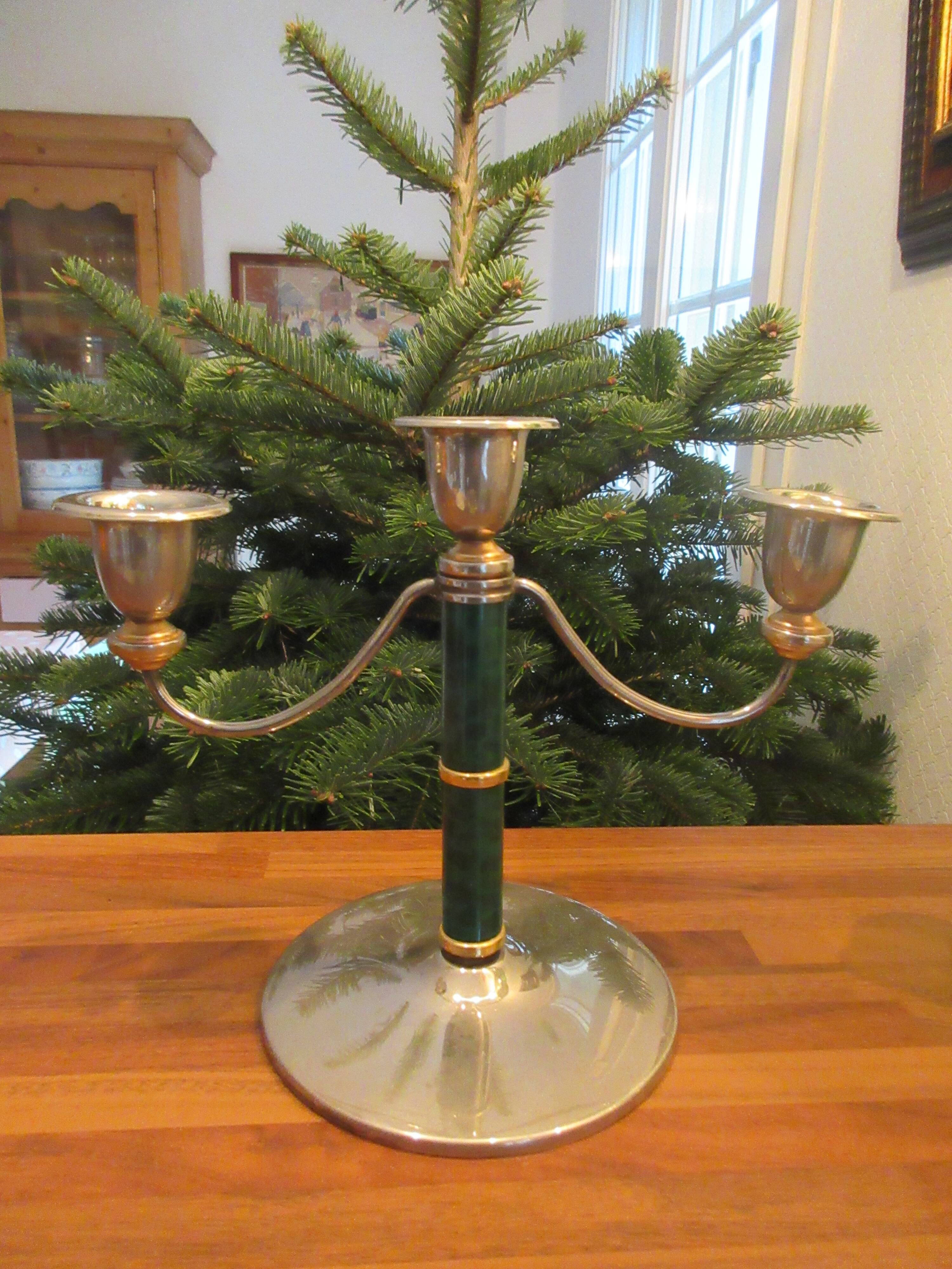 Chandelier 3 vintage aligned lights