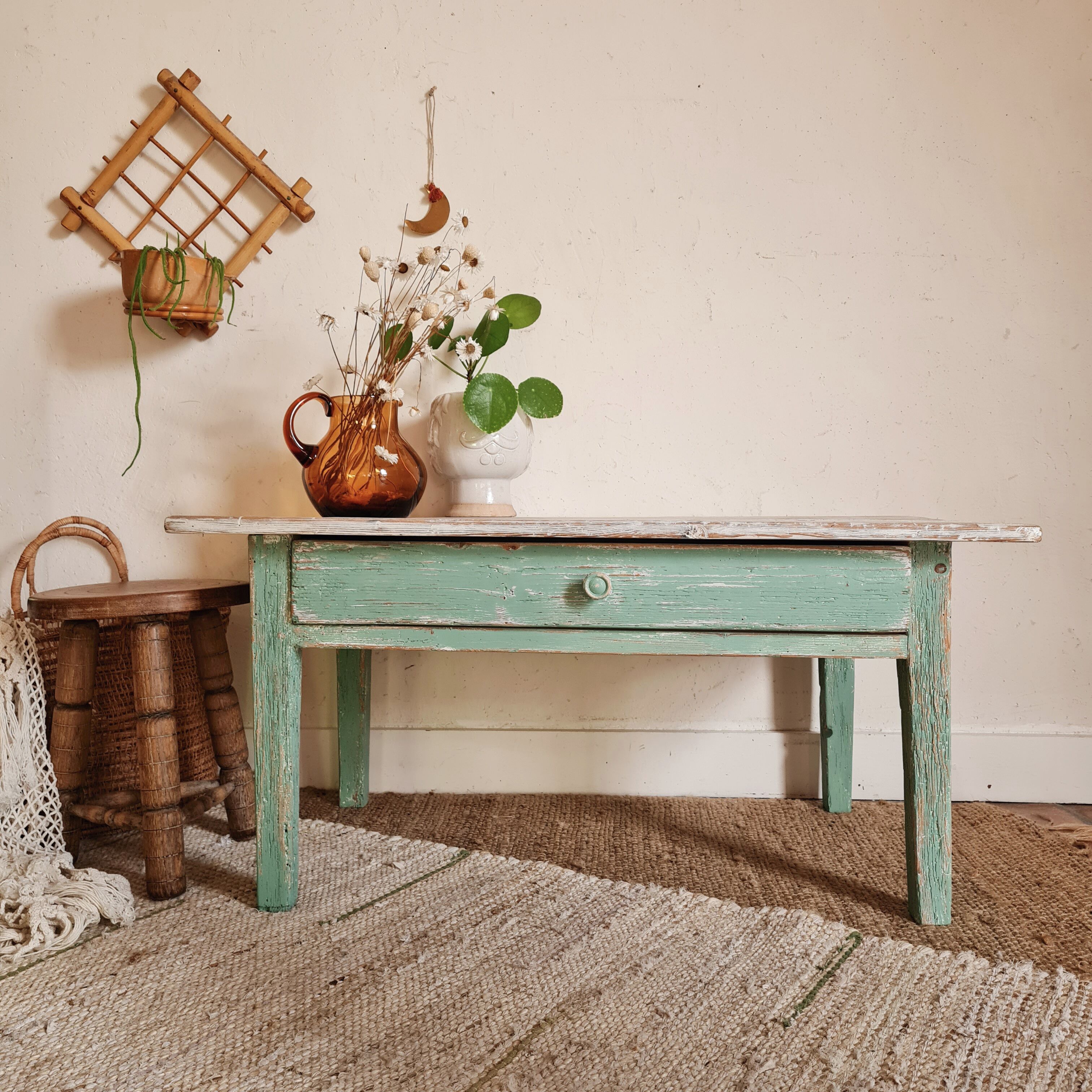 Table basse de ferme en bois piétement vert