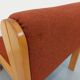 Fauteuil chauffeuse Fröscher vintage en tissu orange et bois des années 70 80