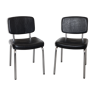 Paire de chaises en skaï noir pieds chromés