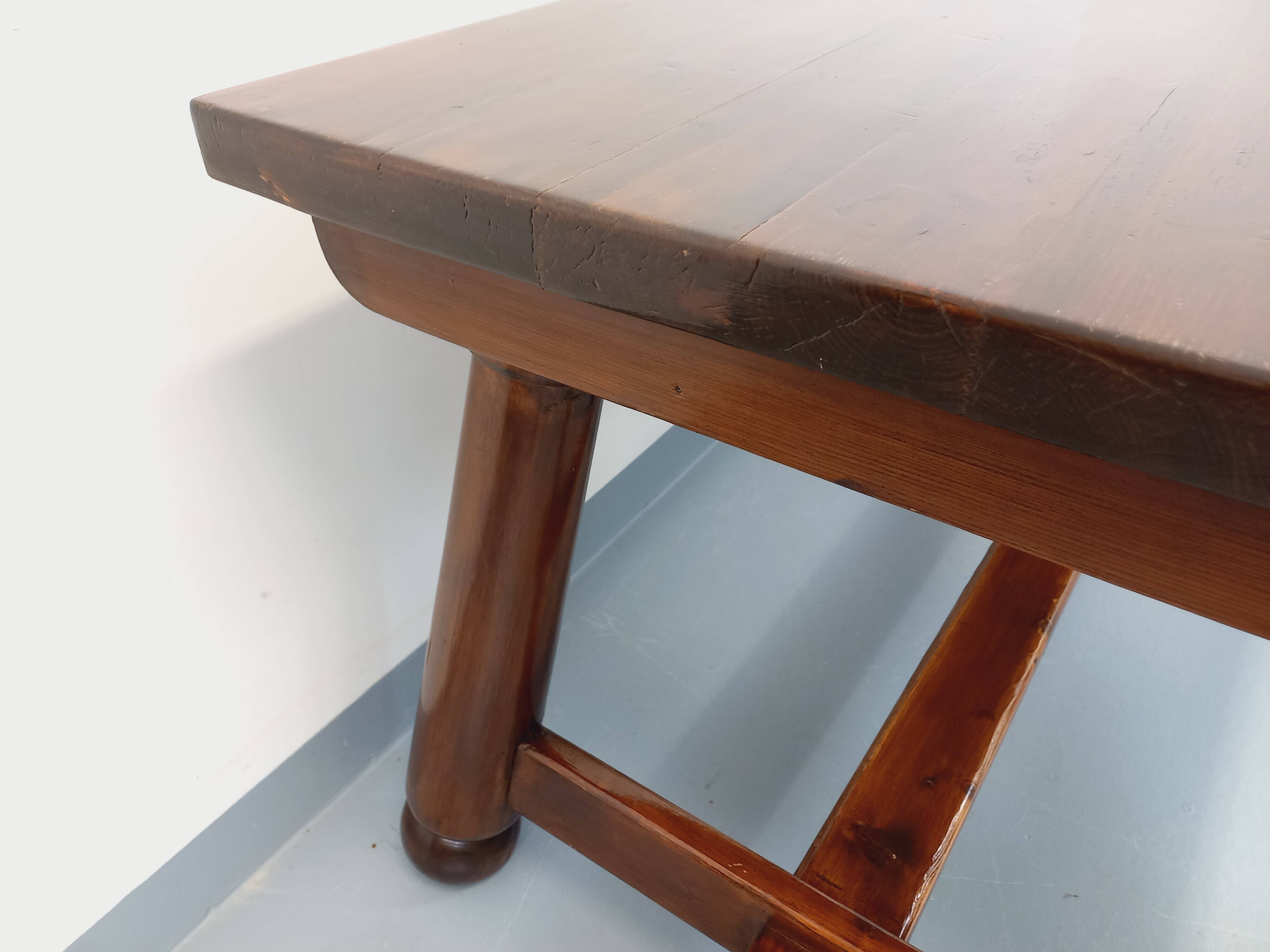Brutalist rectangular dining table by Georges Robert in pine wood.