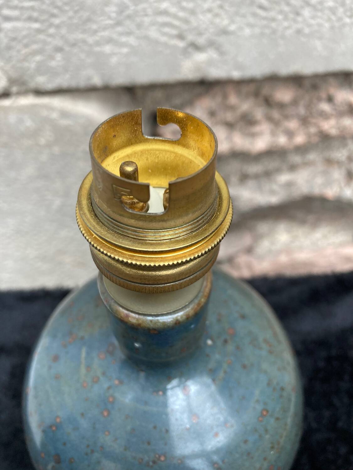 Enamelled stoneware lamp base