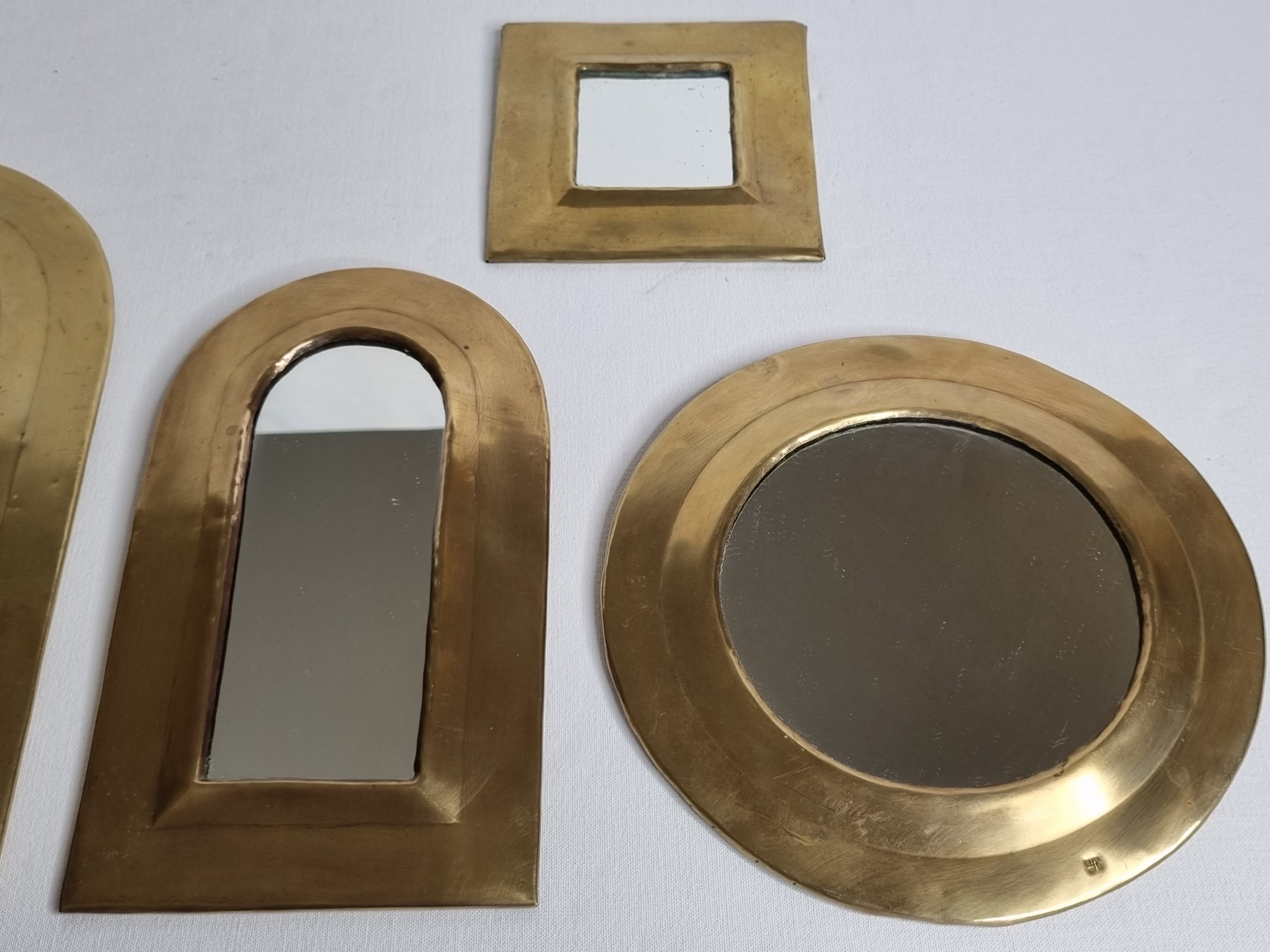 Set of 4 Moroccan mirrors in vintage brass 27 cm