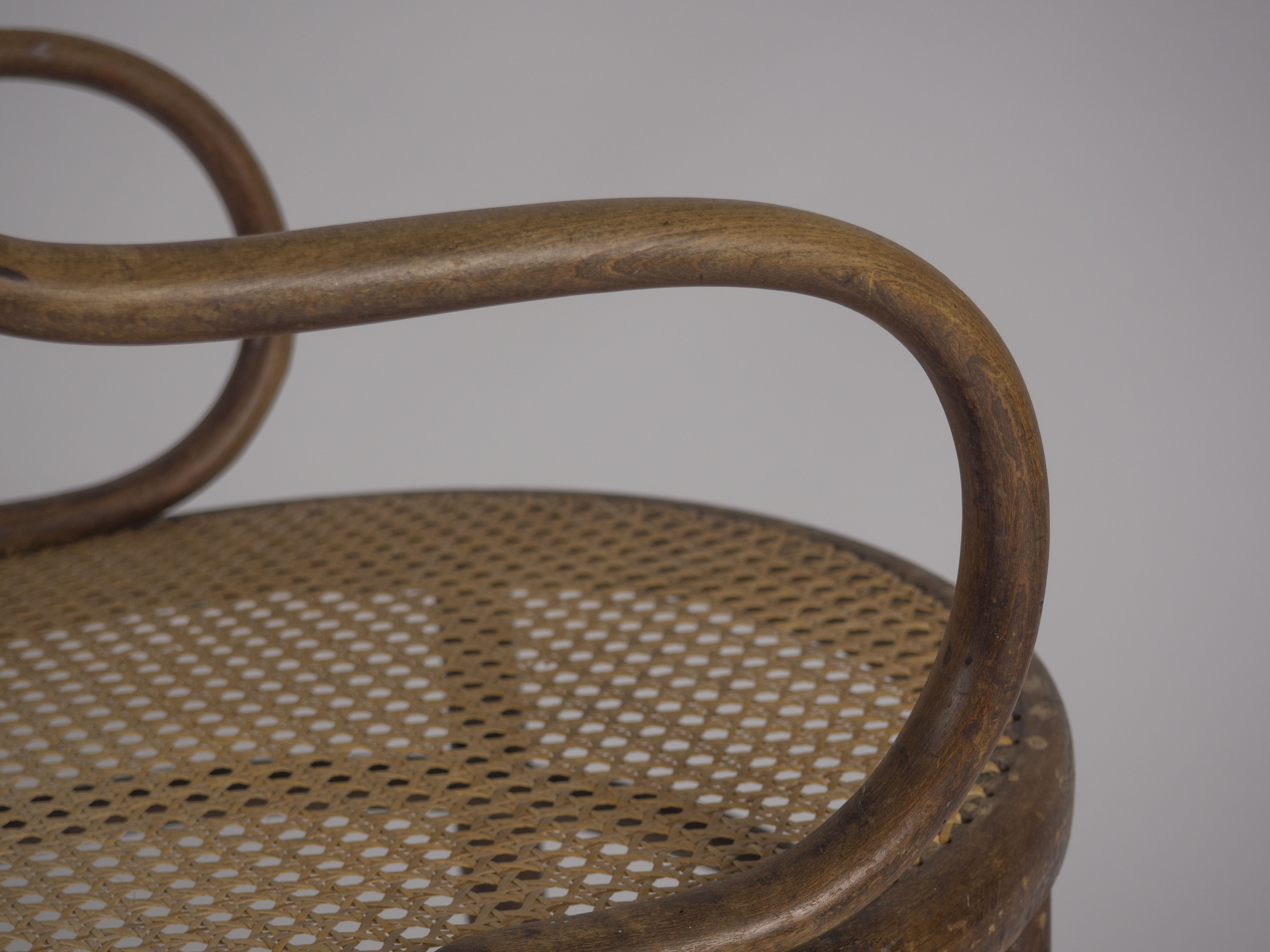 Antique Mod. 14 Armchair by Thonet for Thonet Wien, 1900s