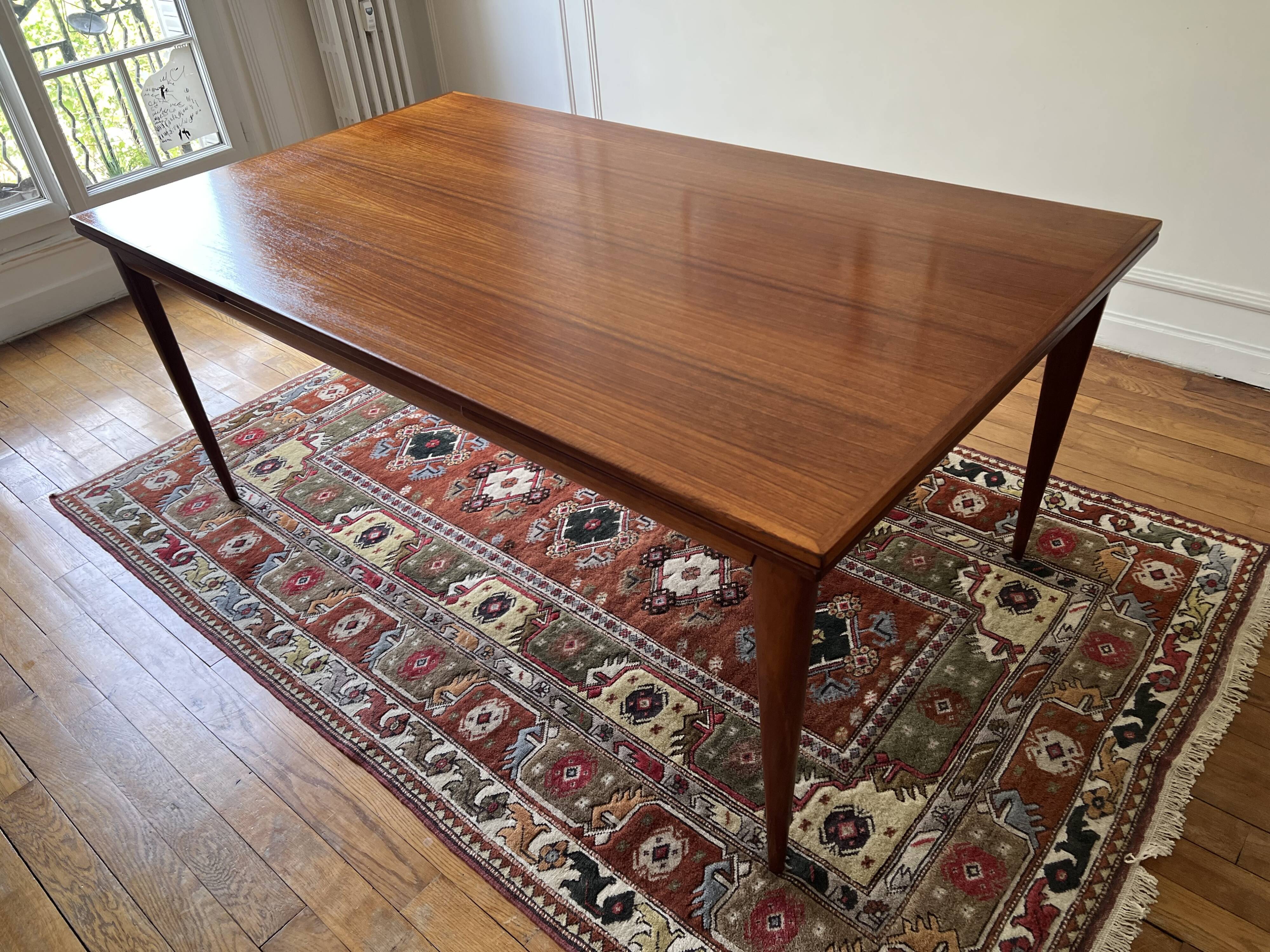 Table à manger danoise en teck, extensible