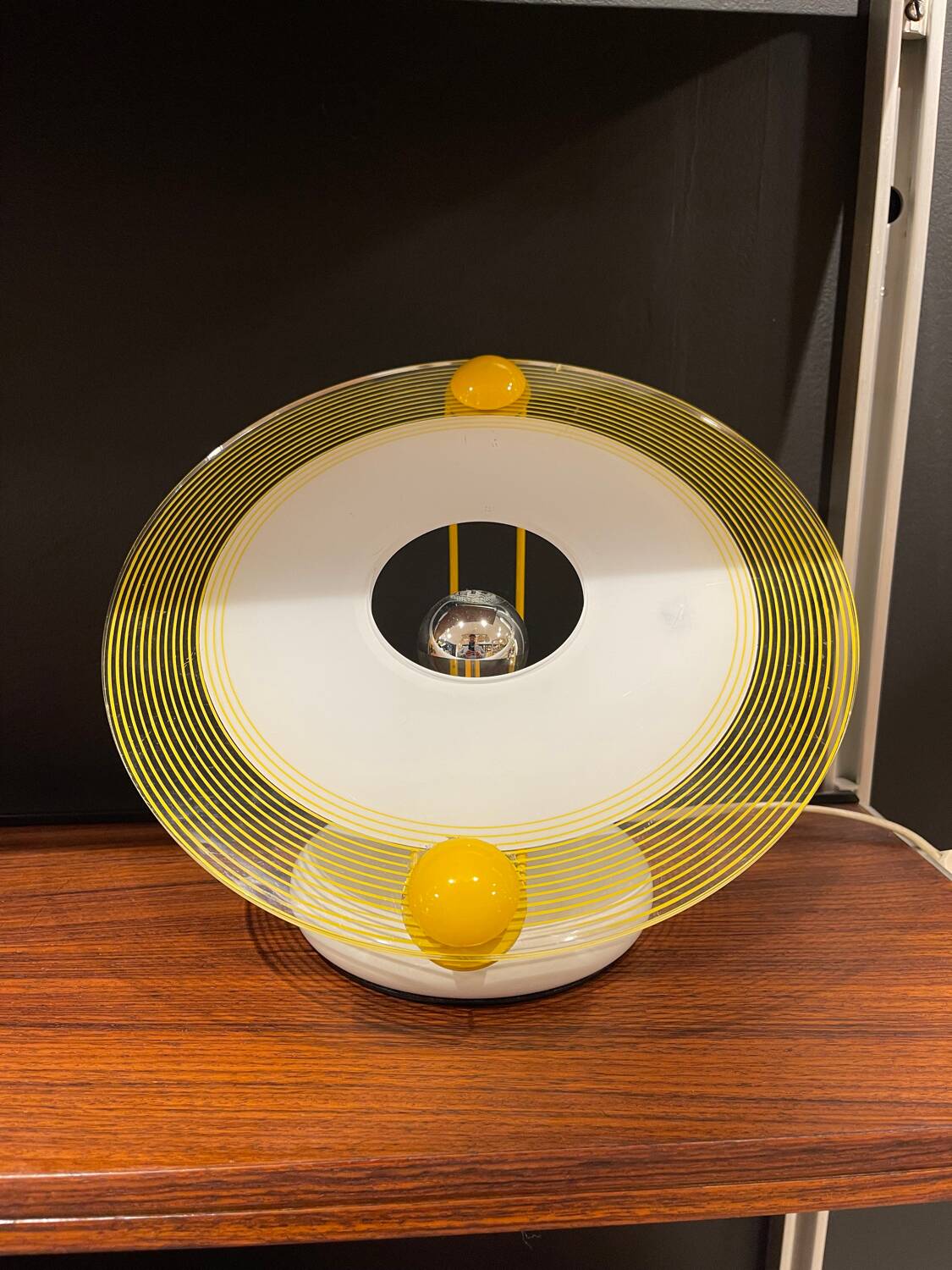 Italian design lamp 1980