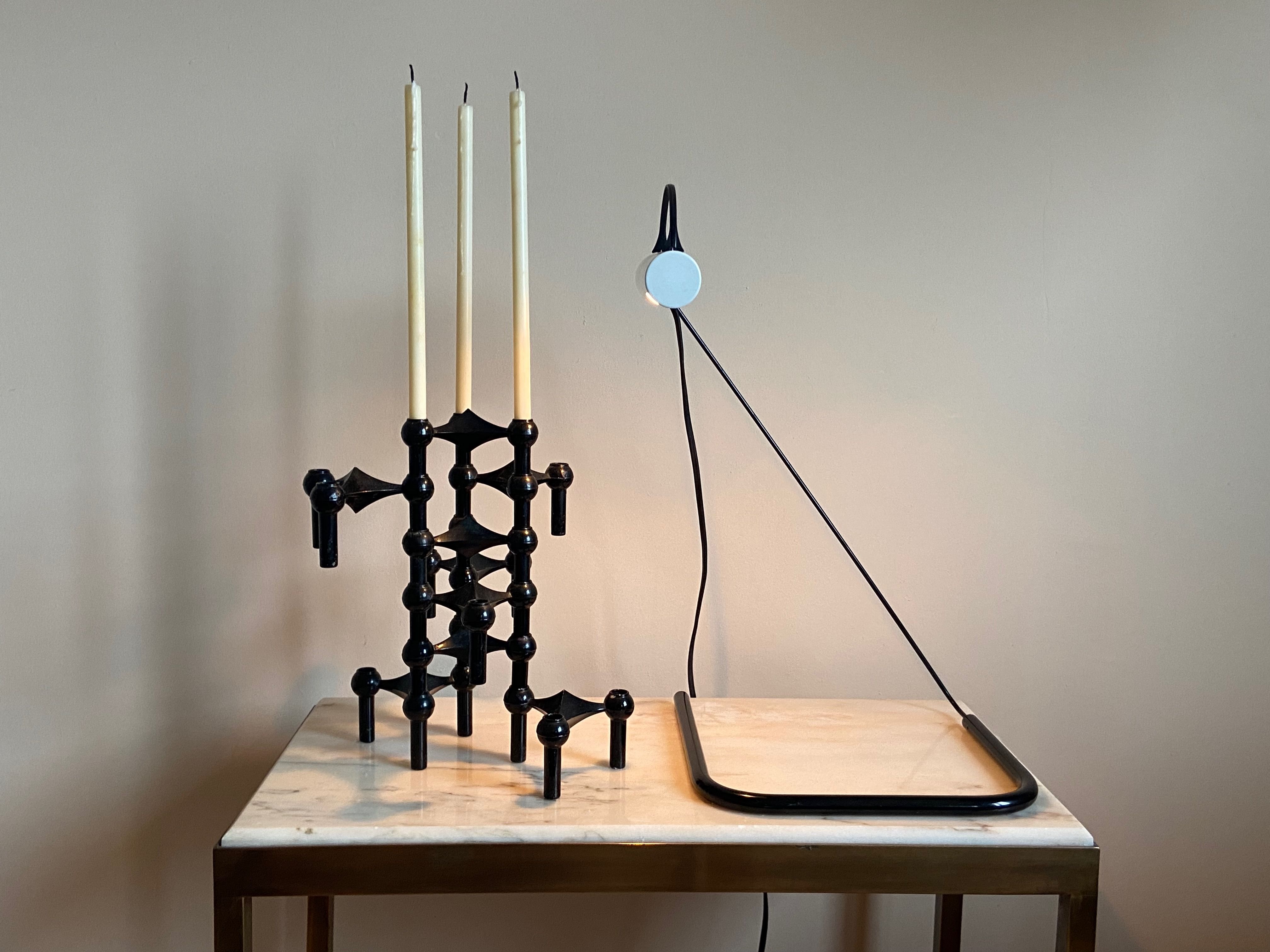Vico Magistreti table lamp Slalom Design 1980 by Oluce Made in Italy