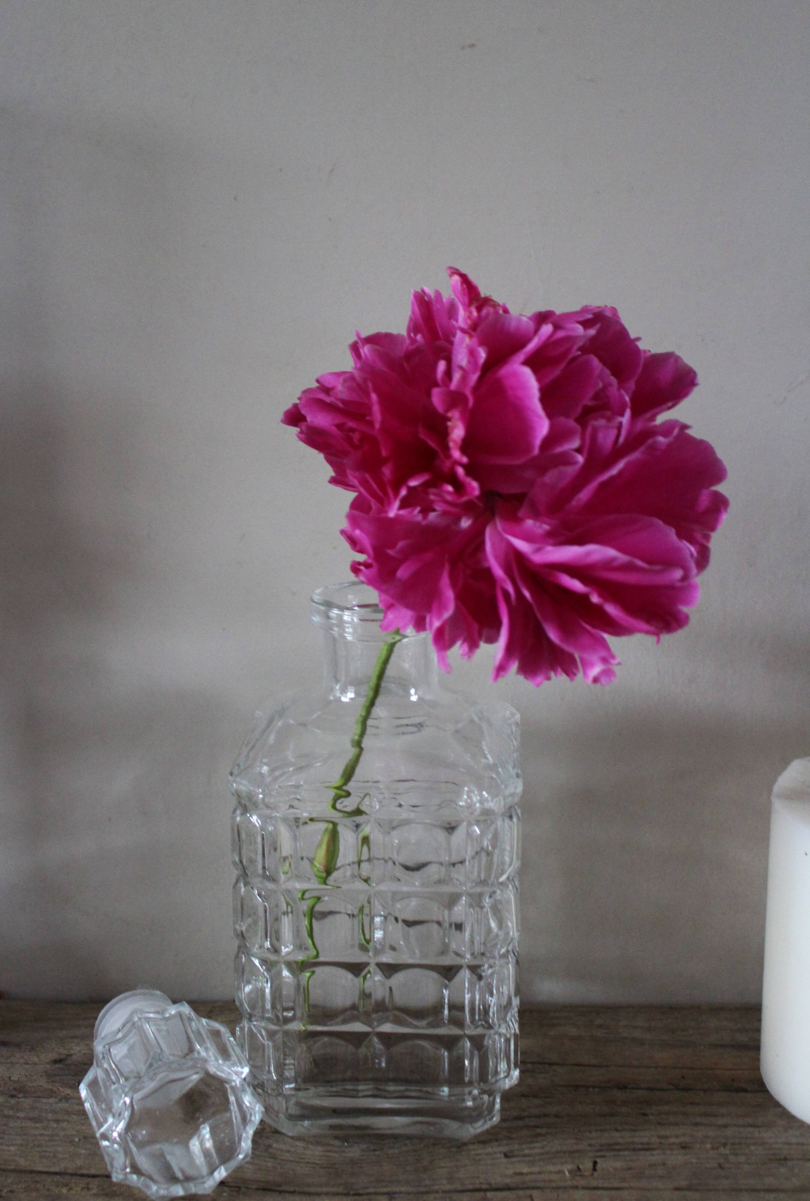 Vintage Relief Square Glass Whiskey Decanter