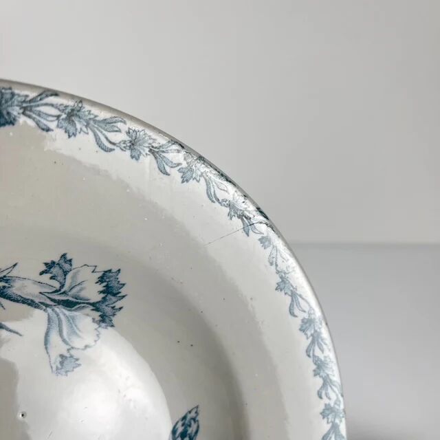 Set of 8 deep plates model "Oeillet", KG Lunéville, ironstone, 19th century