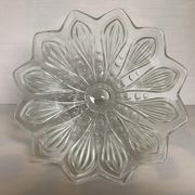 Old flower-shaped bubble round footed cup