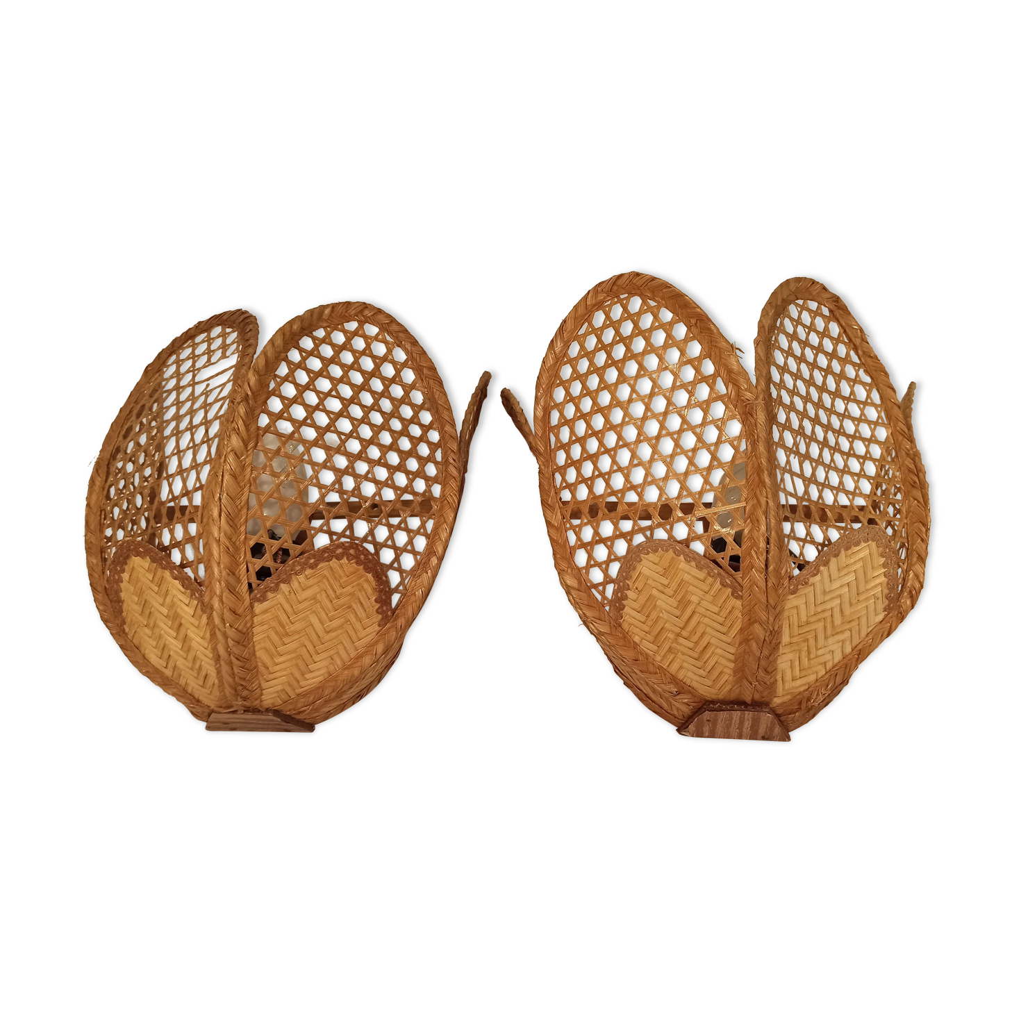 Pair of vintage 1960 wicker wall lamps and cannage half flower shape