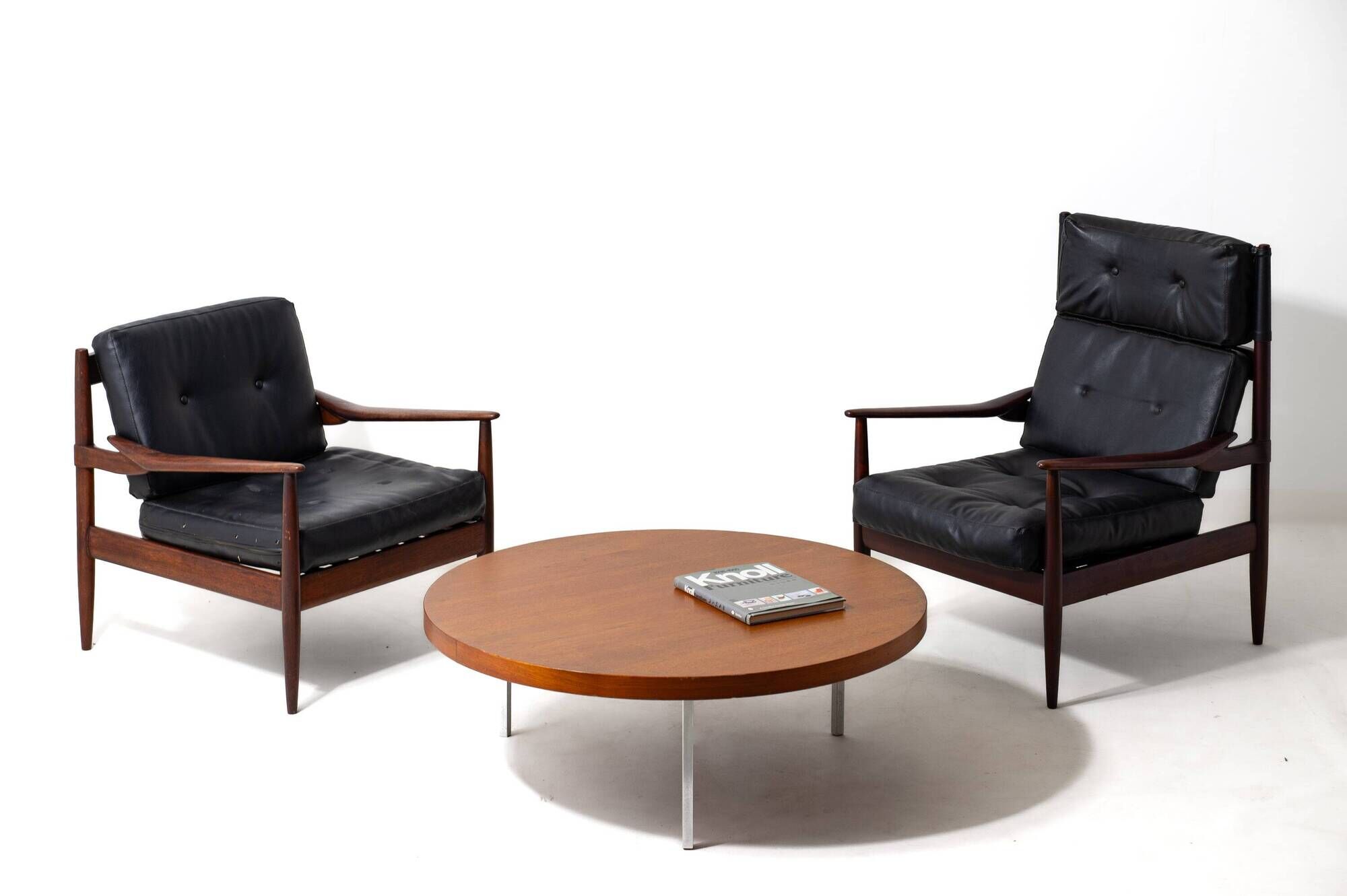 Table basse ronde Koh Liang Le