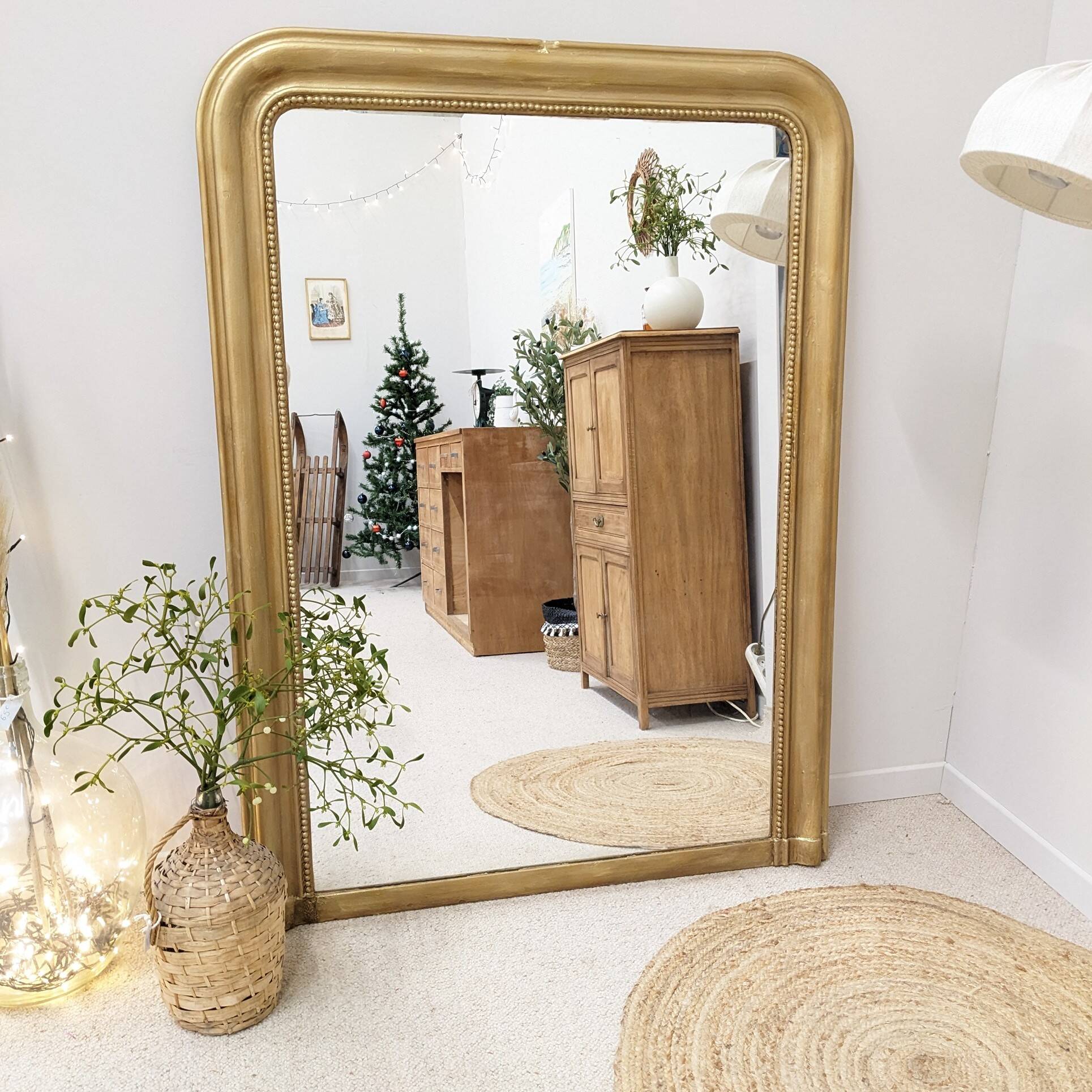 Beaded Smooth Mirror