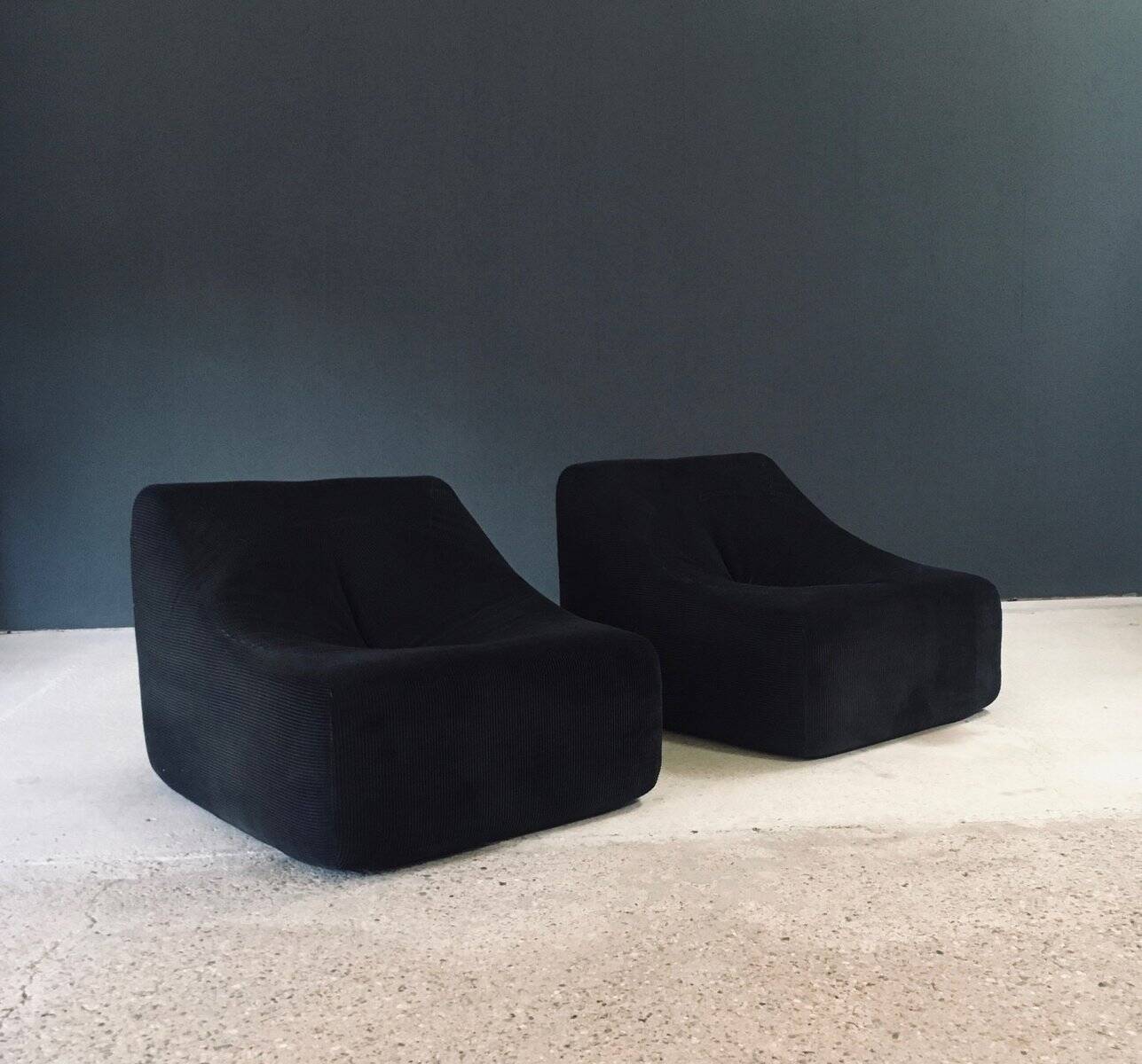 Mid-Century Modern French Corduroy Lounge Chairs, 1970s, Set of 2