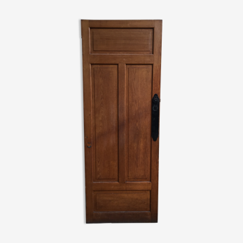 old oak sanitary door of the bank of France