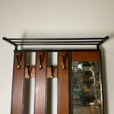 Wall-mounted coat rack